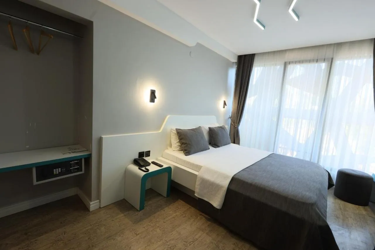 Bed in Midis Otel