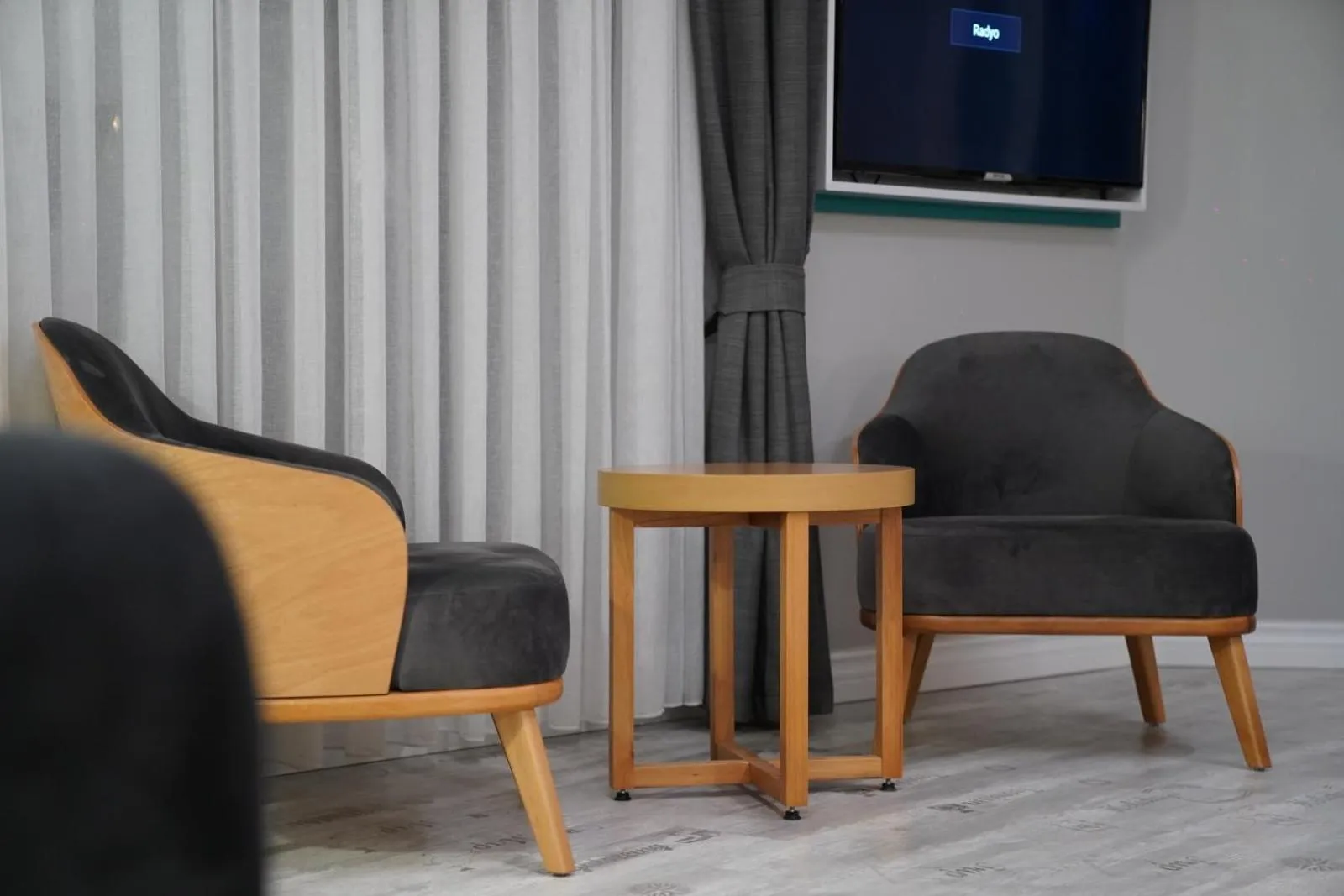 Seating area in Midis Otel