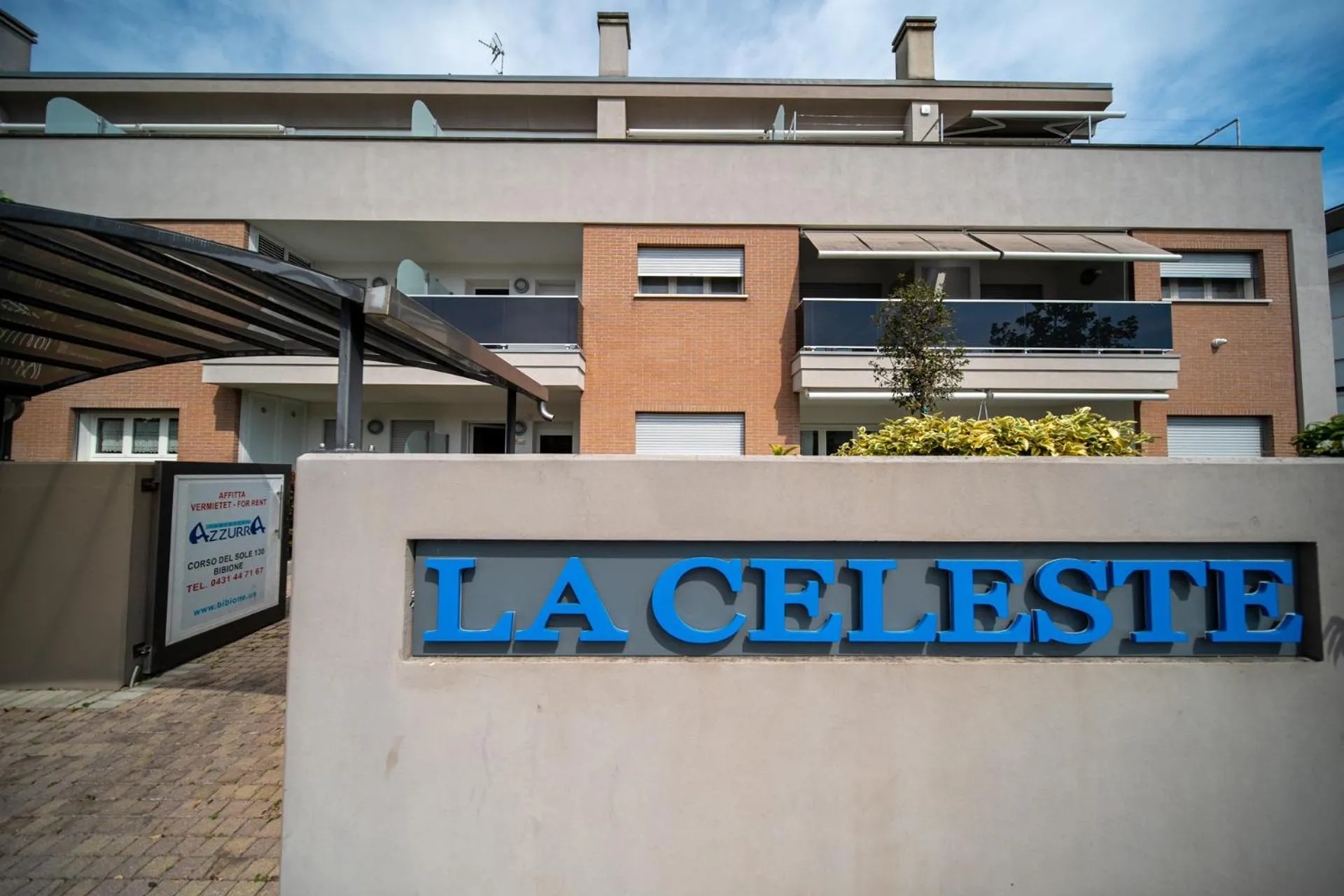 Facade/entrance in Casa la Celeste
