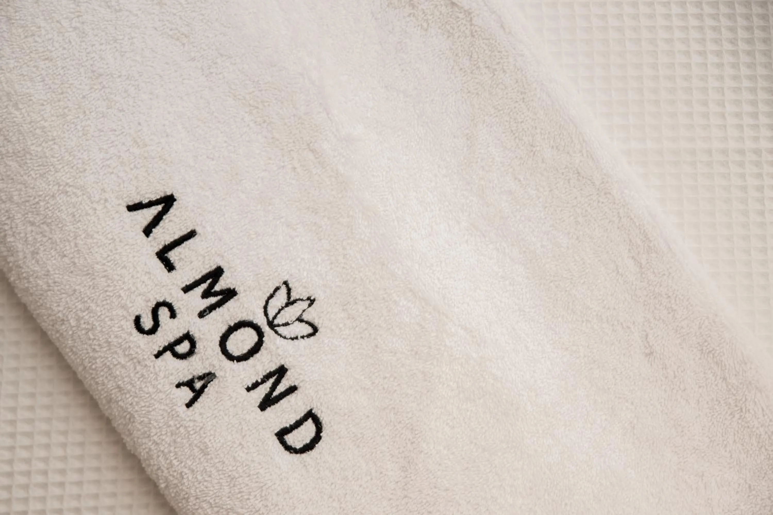 Spa and wellness centre/facilities in Almond Hotel - Adults only