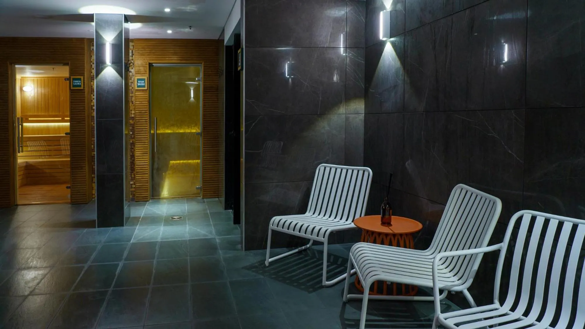 Spa and wellness centre/facilities in Almond Hotel - Adults only