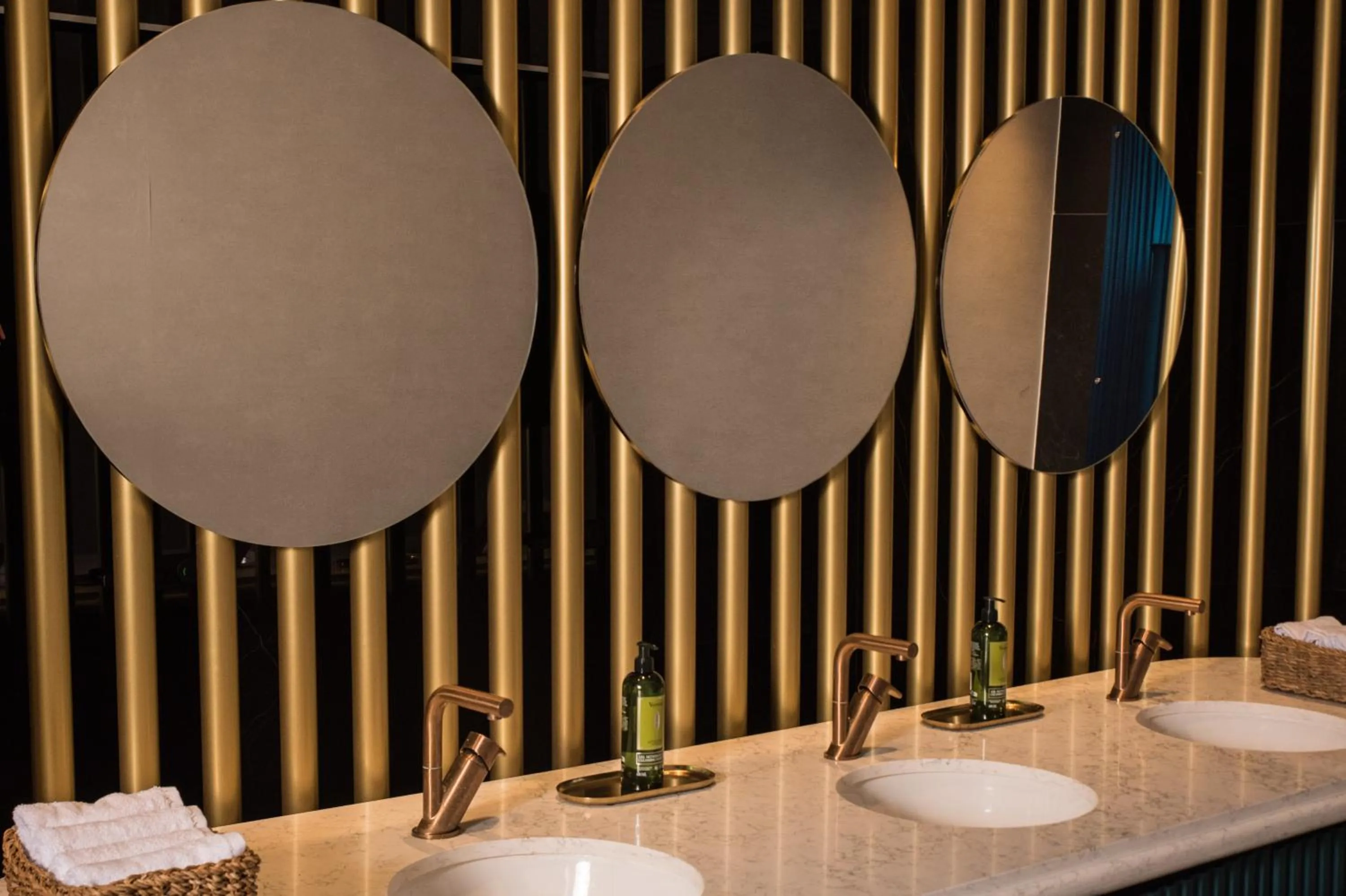 Restaurant/places to eat in Almond Hotel - Adults only