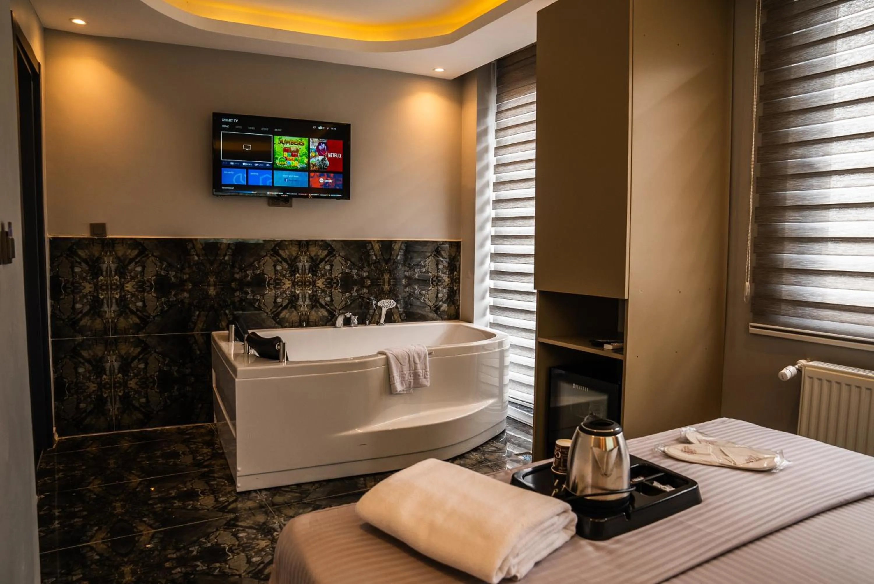 Bed in CK PALACE Hotel