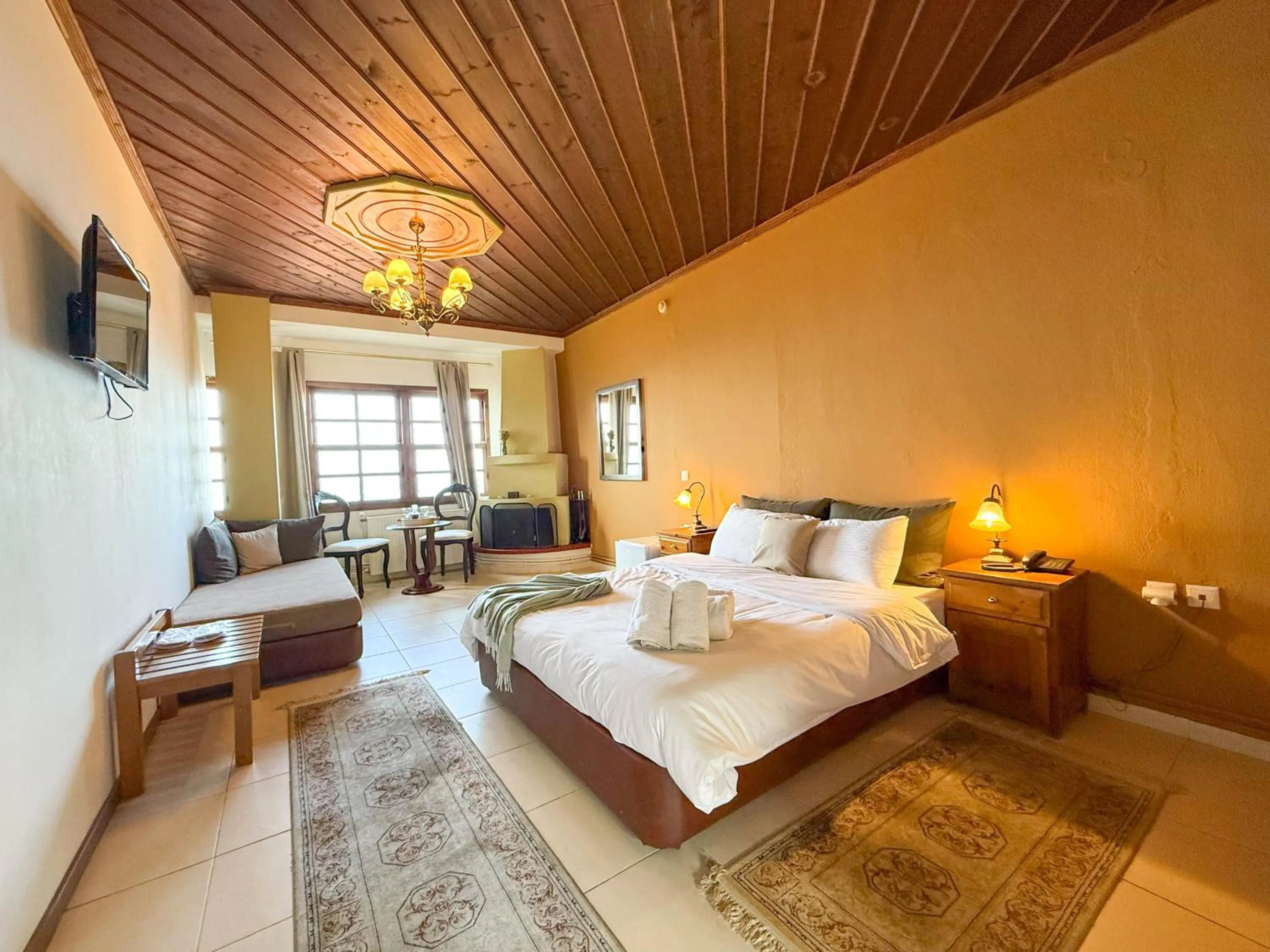 Triple Room in Pliades Traditional Guesthouse