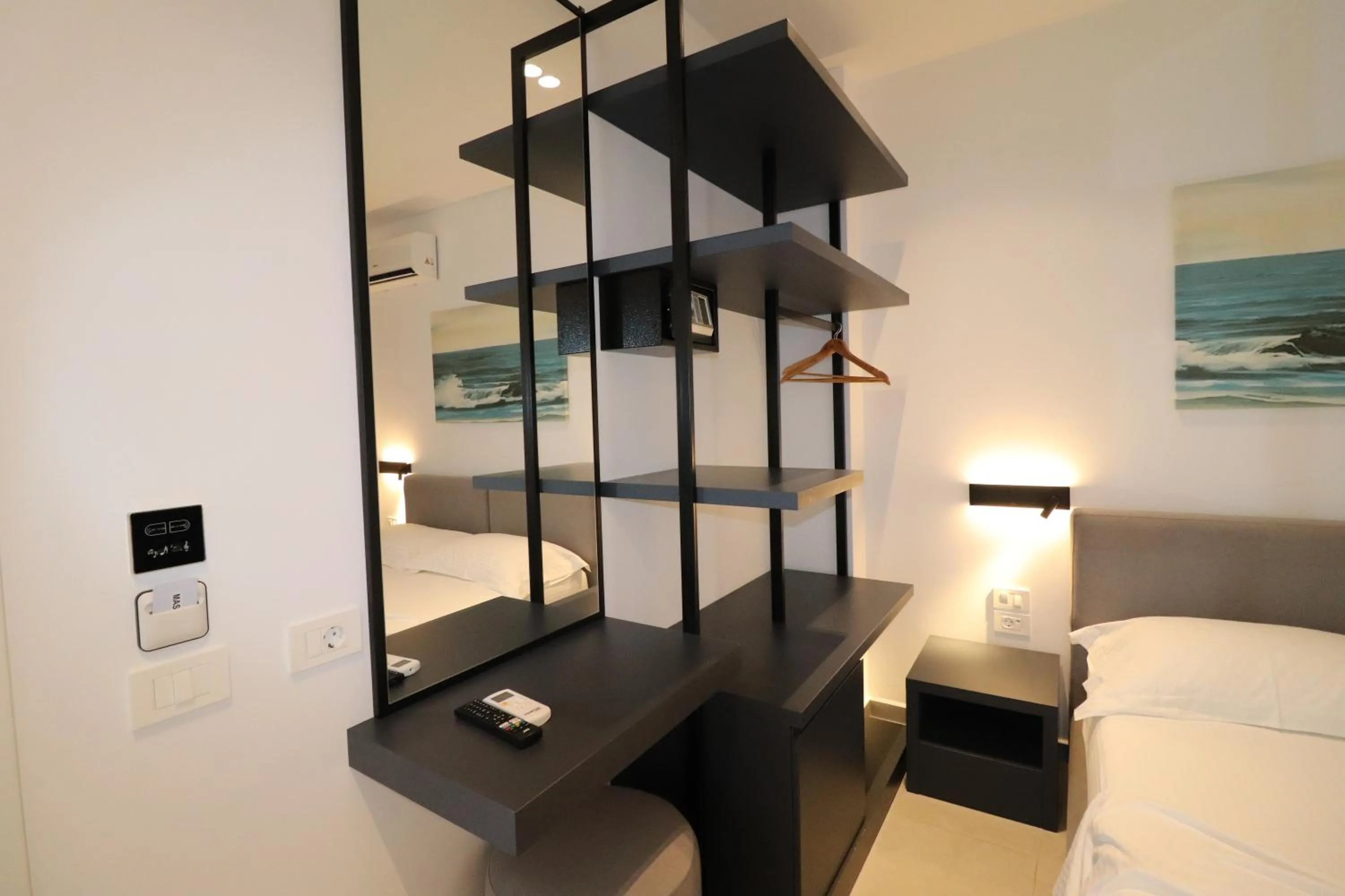 Bed in Adele Hotel Ksamil