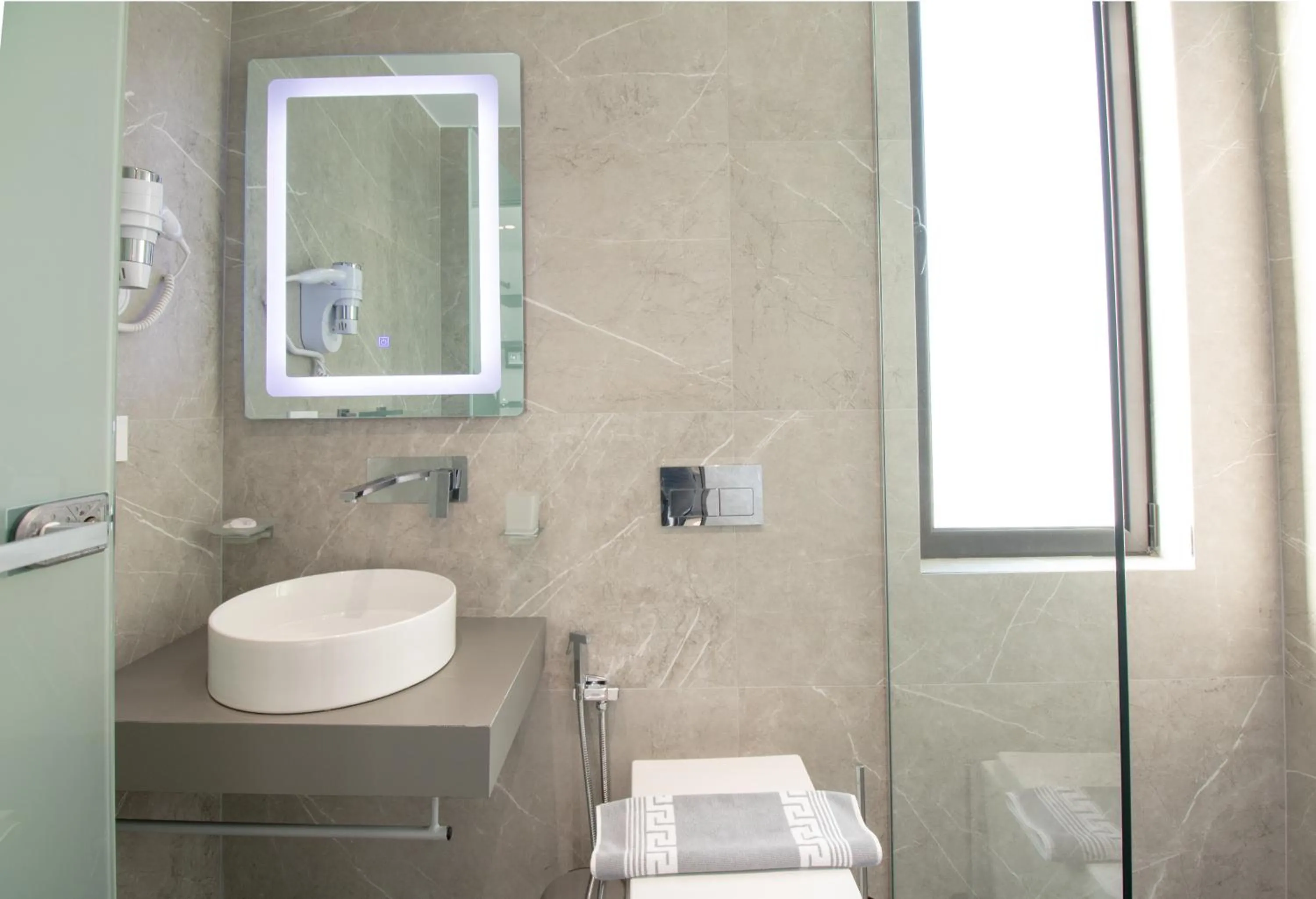 Adele Hotel Ksamil