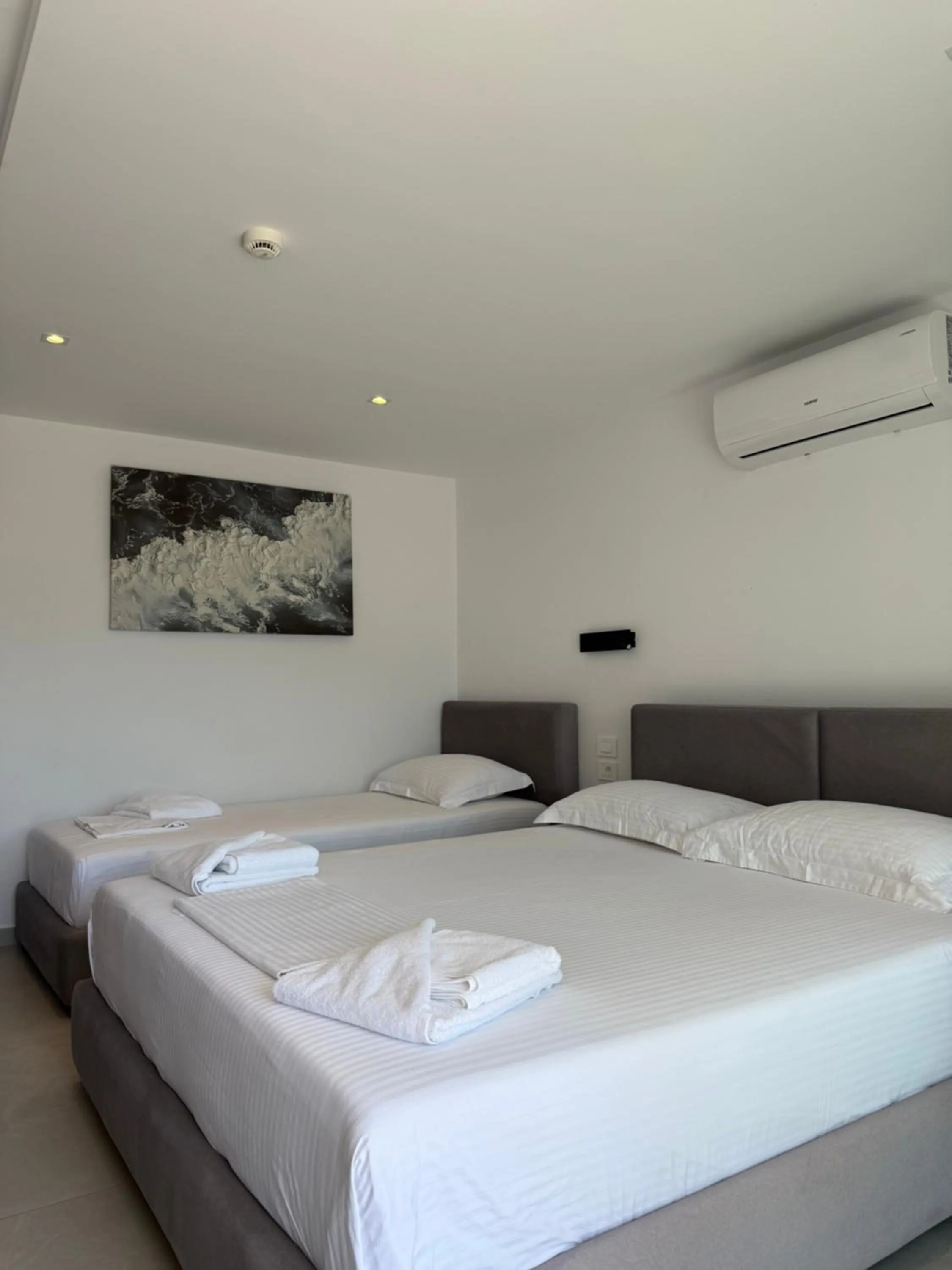 Bed in Adele Hotel Ksamil