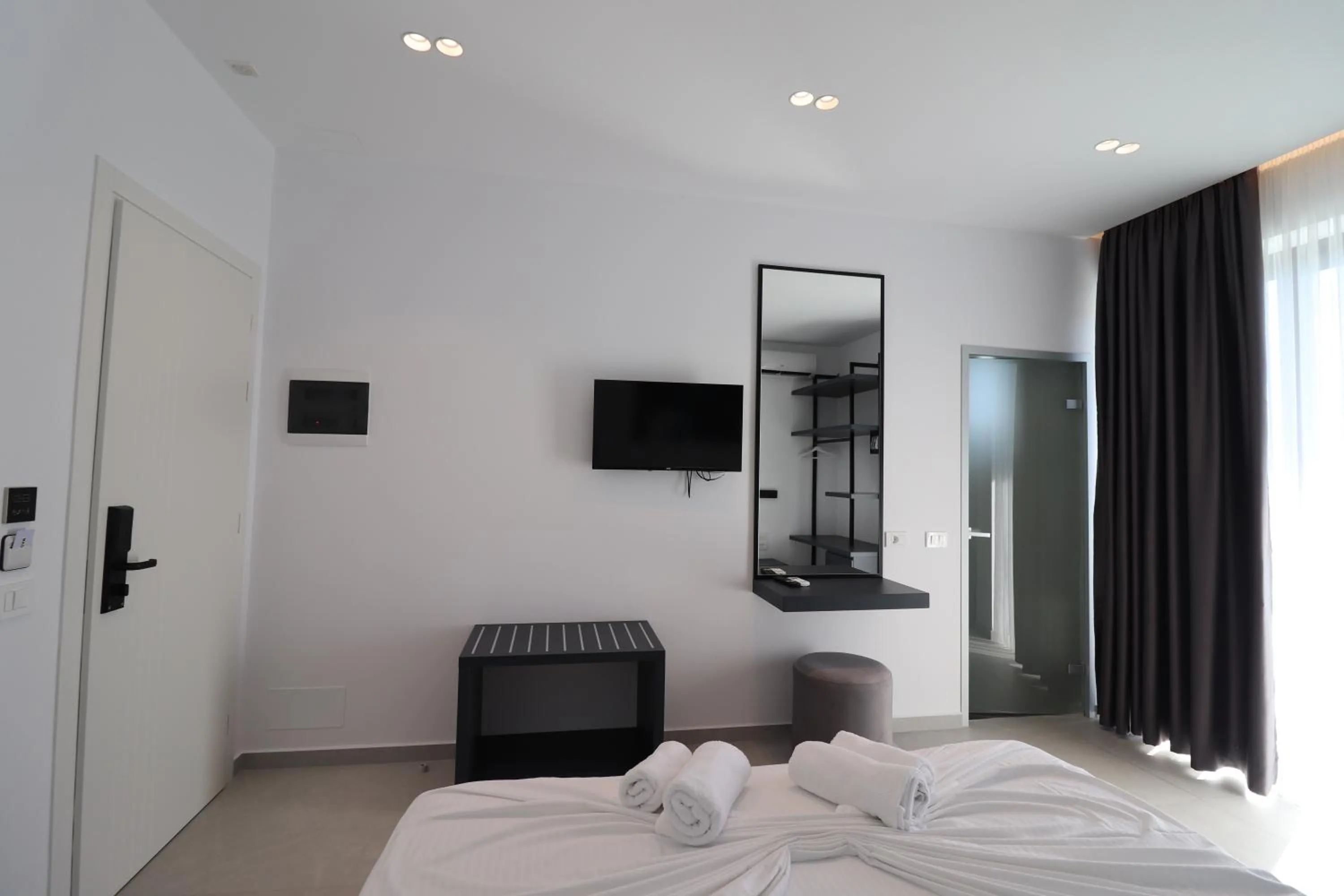 Bed in Adele Hotel Ksamil