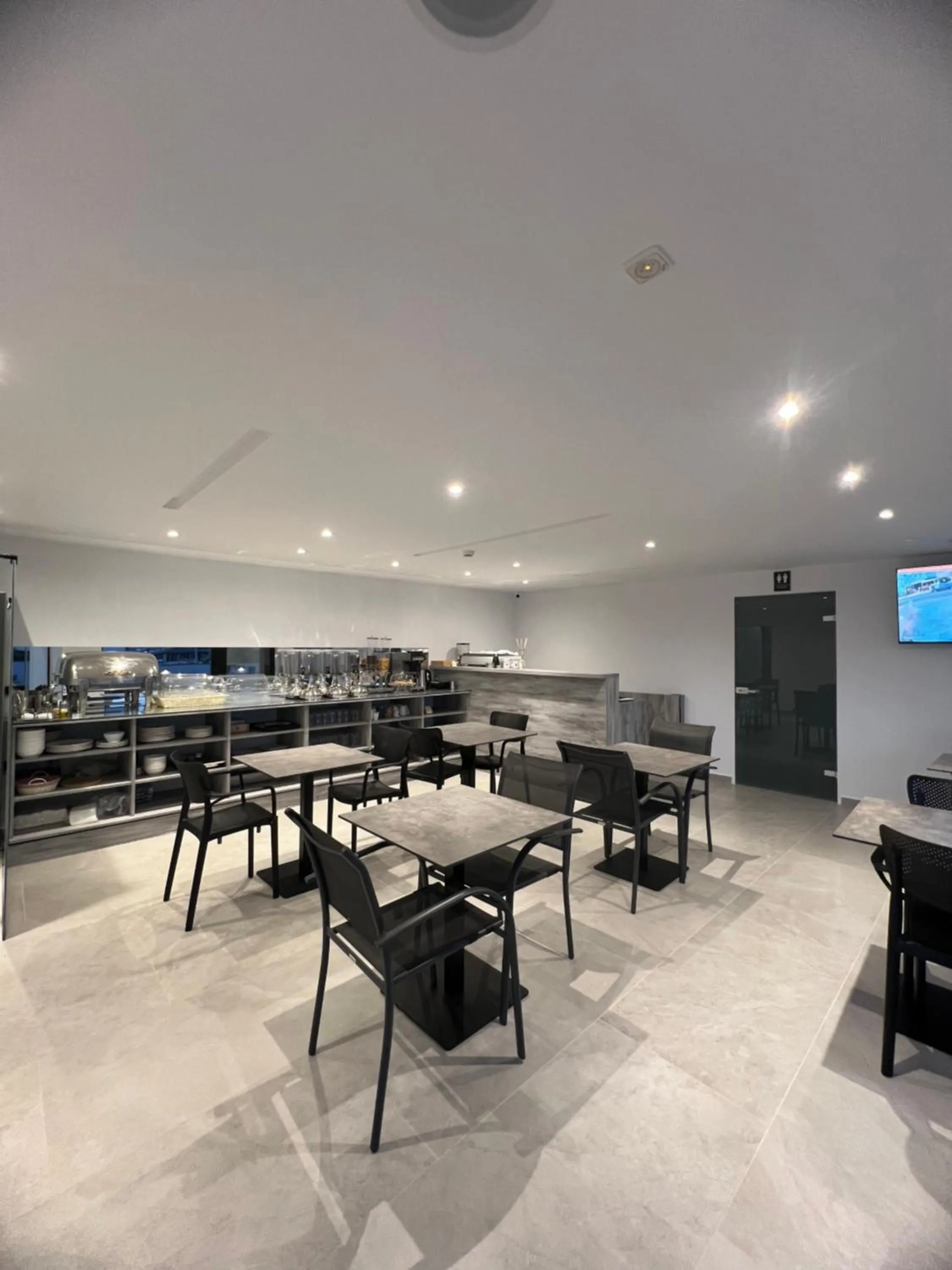 Lounge or bar in Adele Hotel Ksamil