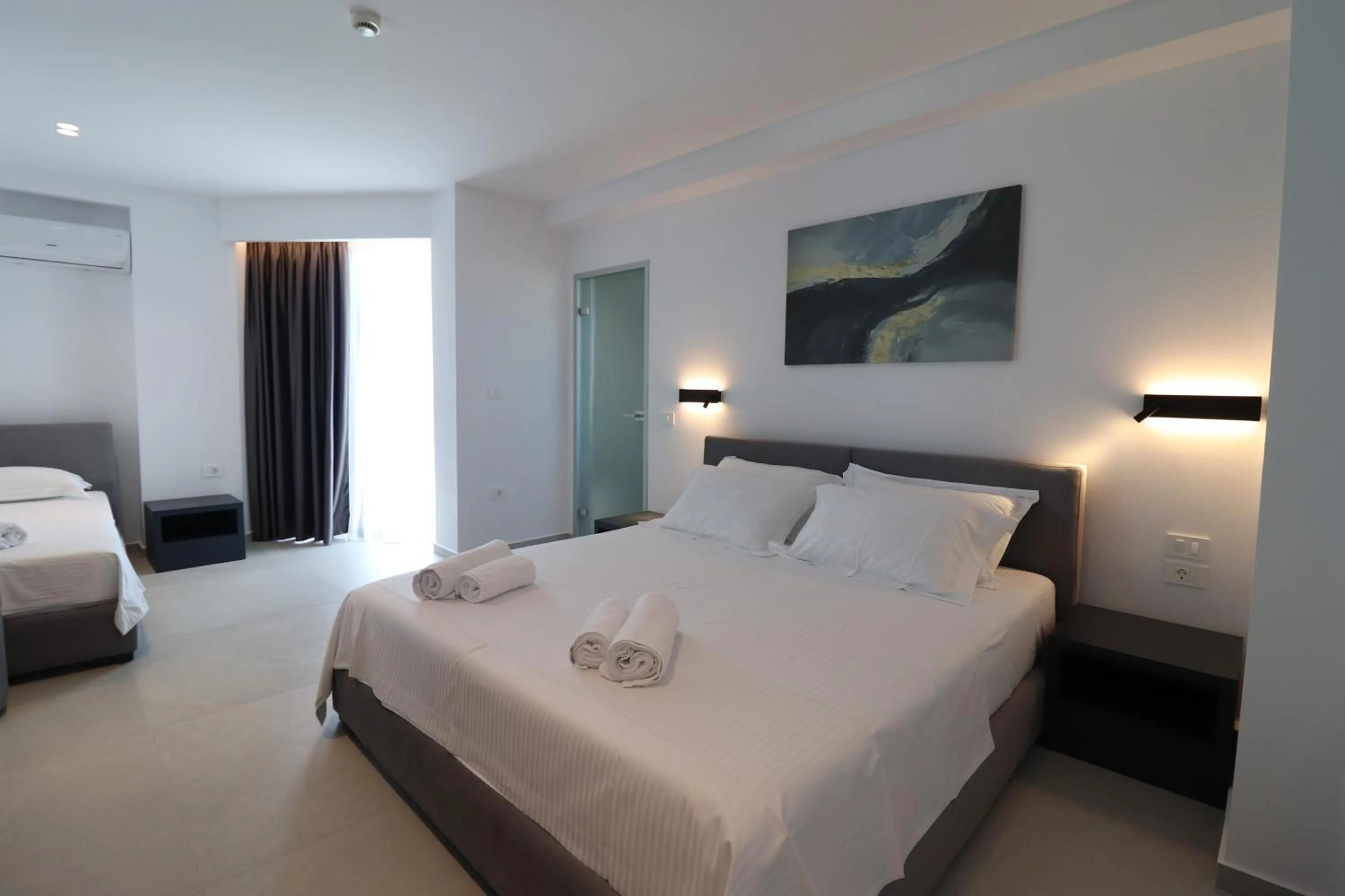 Bed in Adele Hotel Ksamil