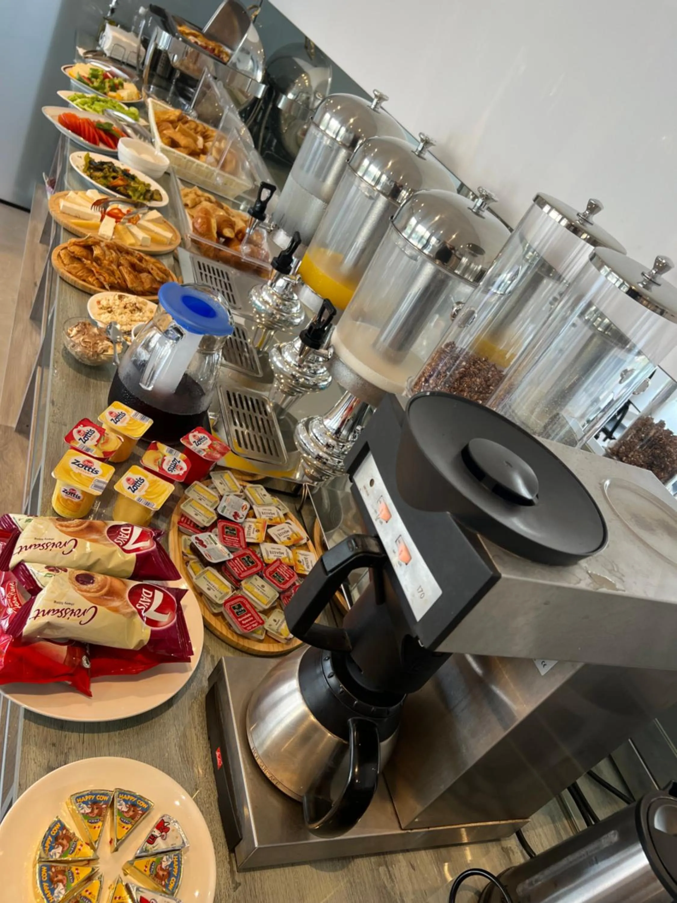Coffee/tea facilities in Adele Hotel Ksamil