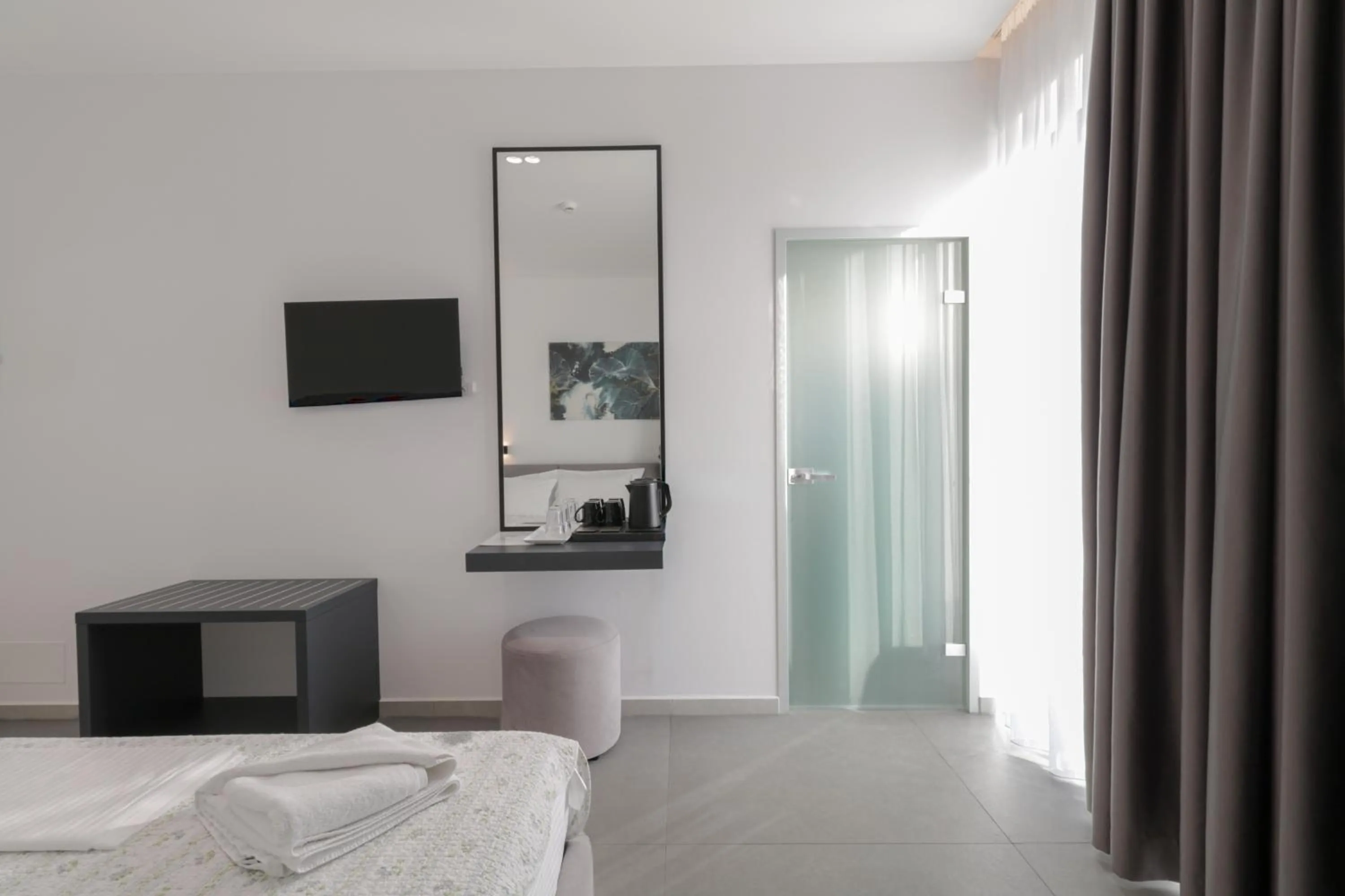 Bed in Adele Hotel Ksamil