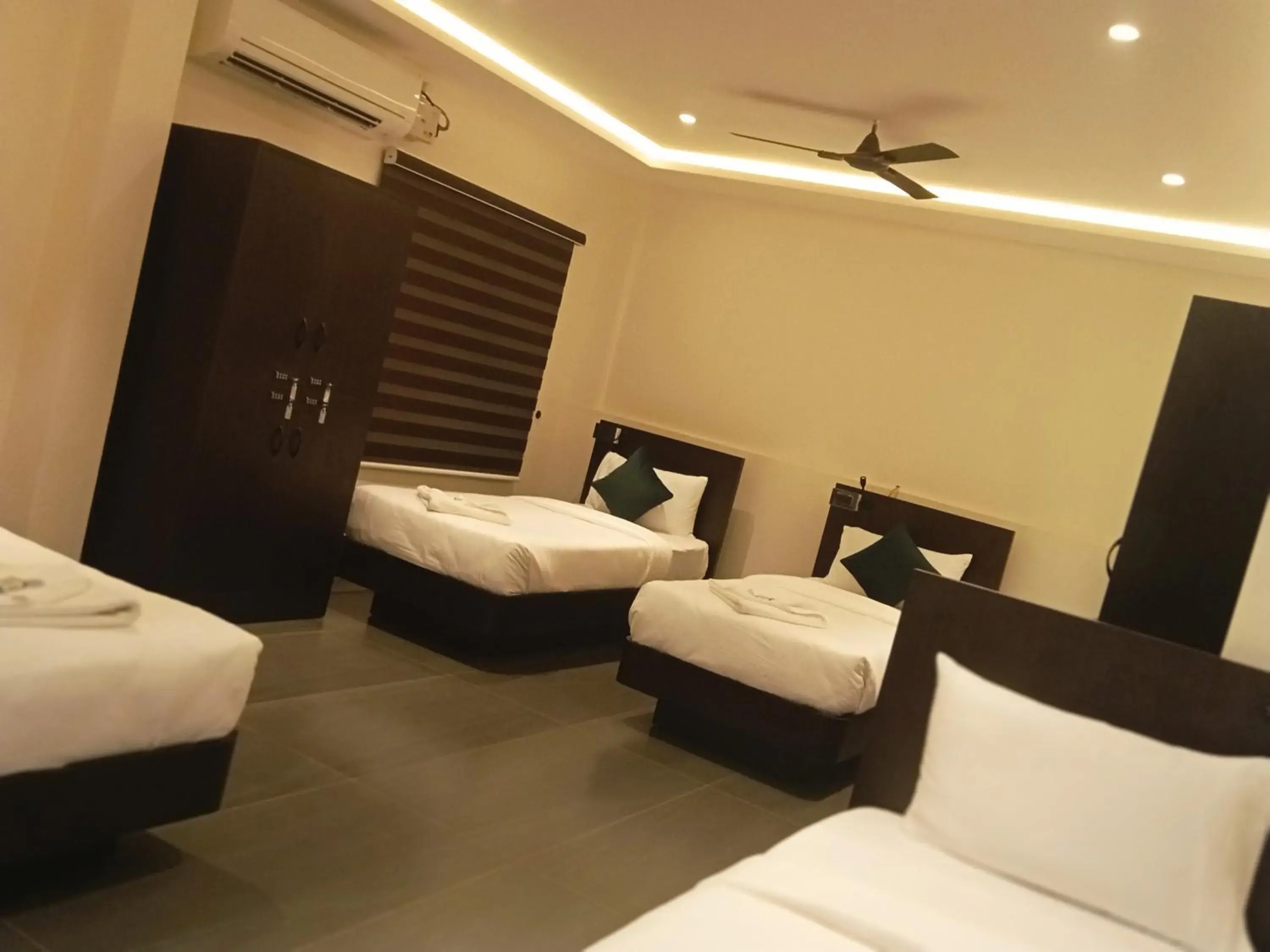 Family Room with Private Bathroom in Udupi Comforts Family Room with Private Bathroom in Udupi Comforts