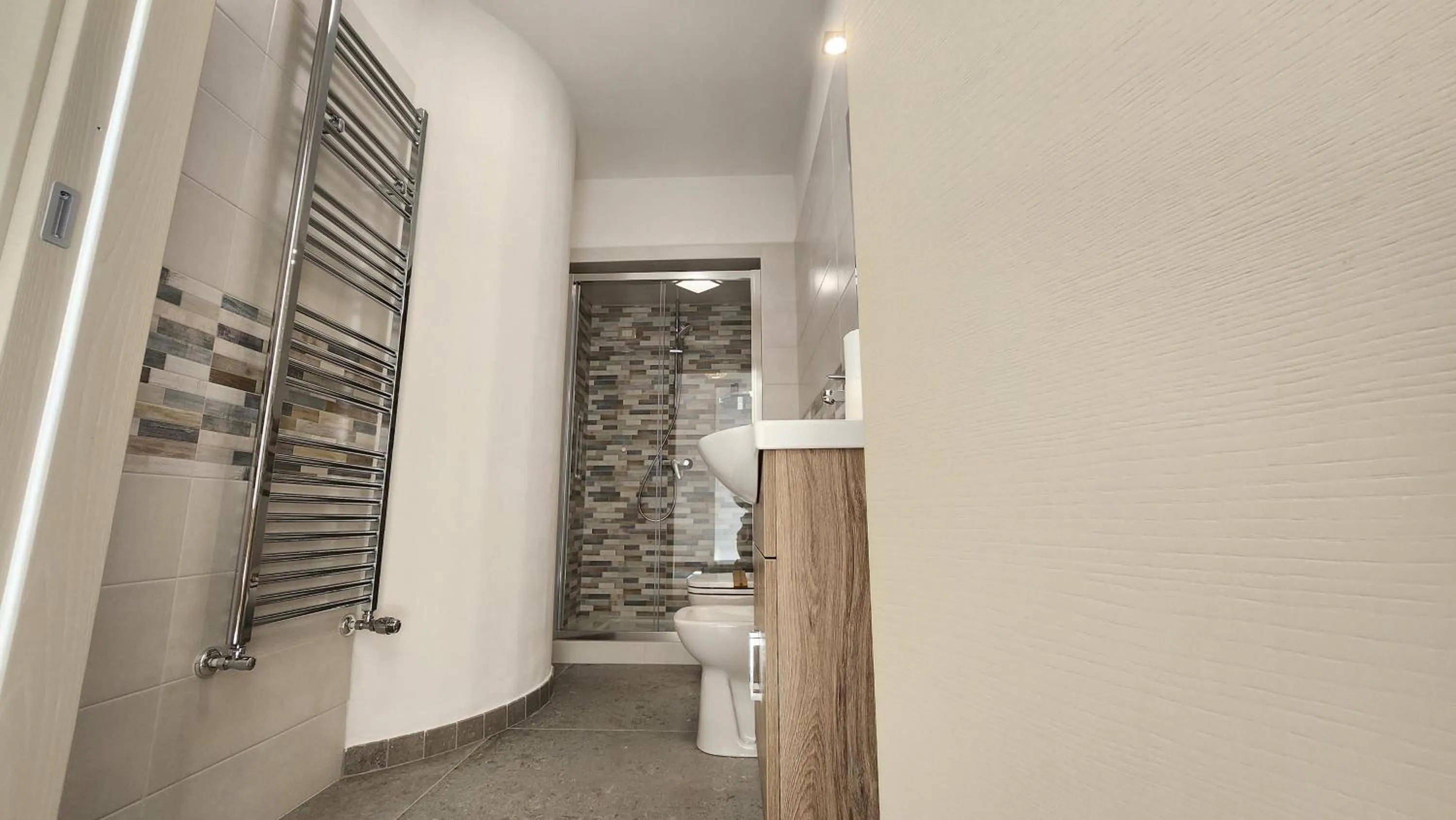 Toilet in Perla Suite