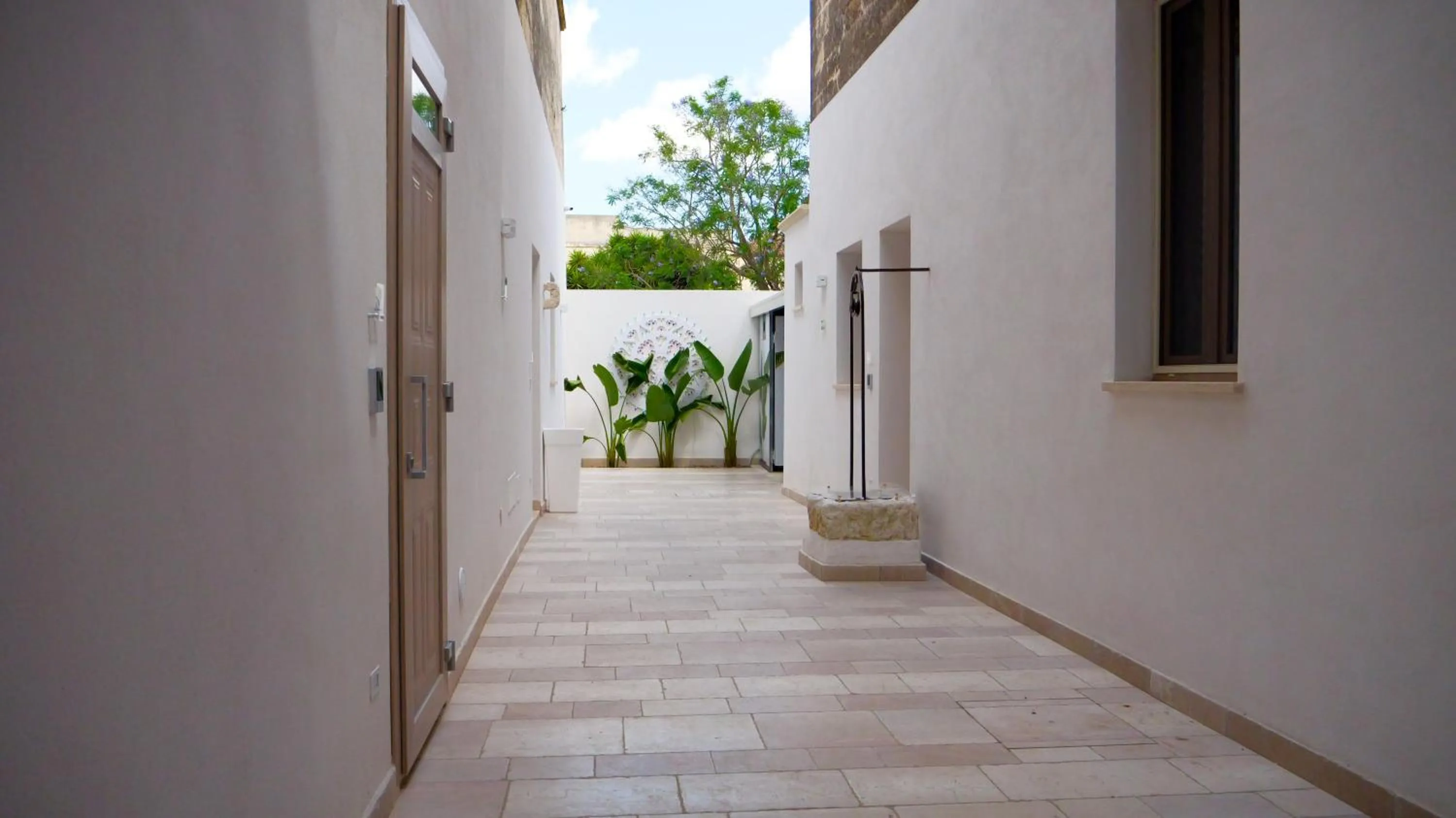 Property building in Perla Suite