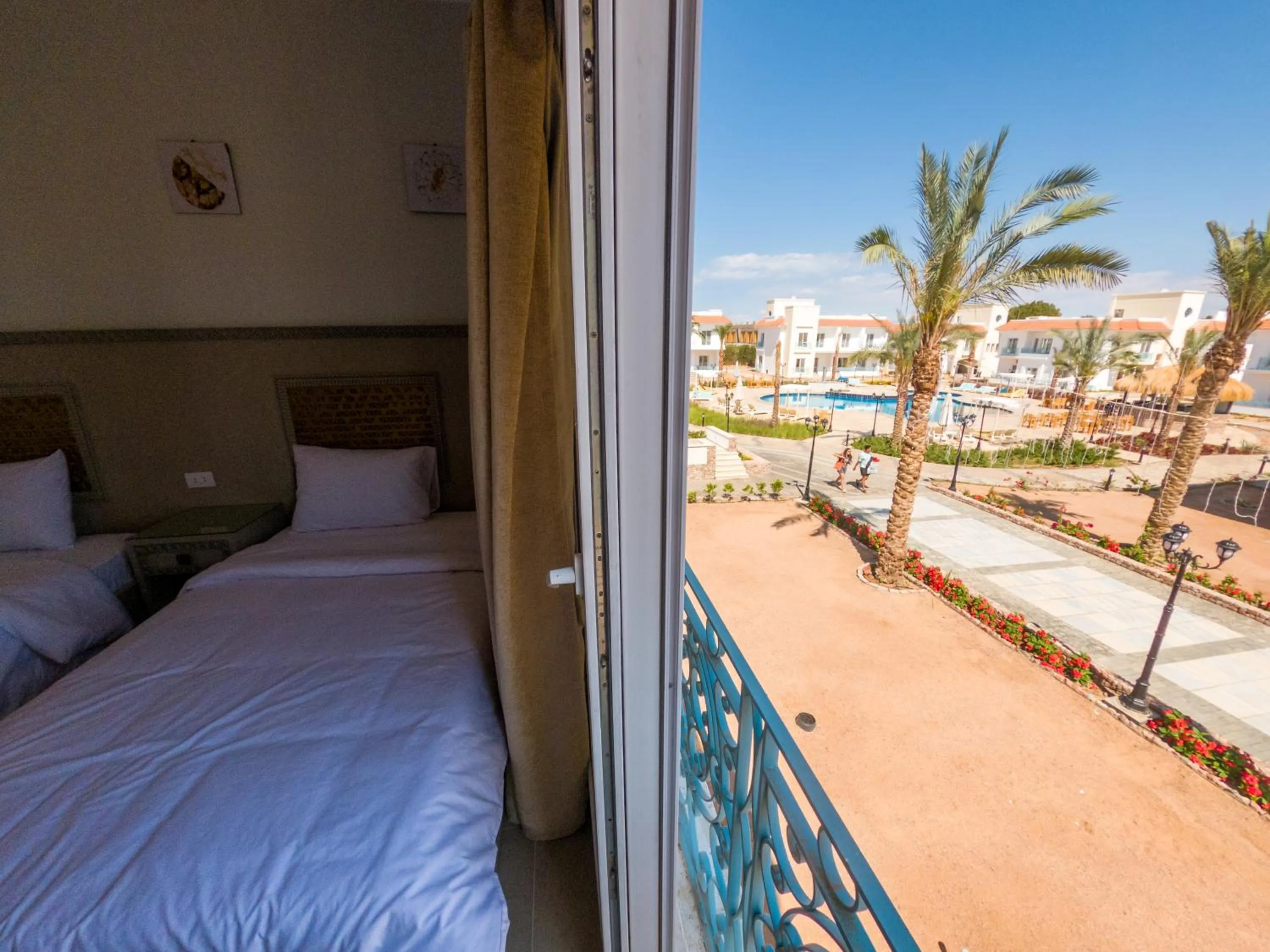 Patio, Bed in Blue Residence Dahab