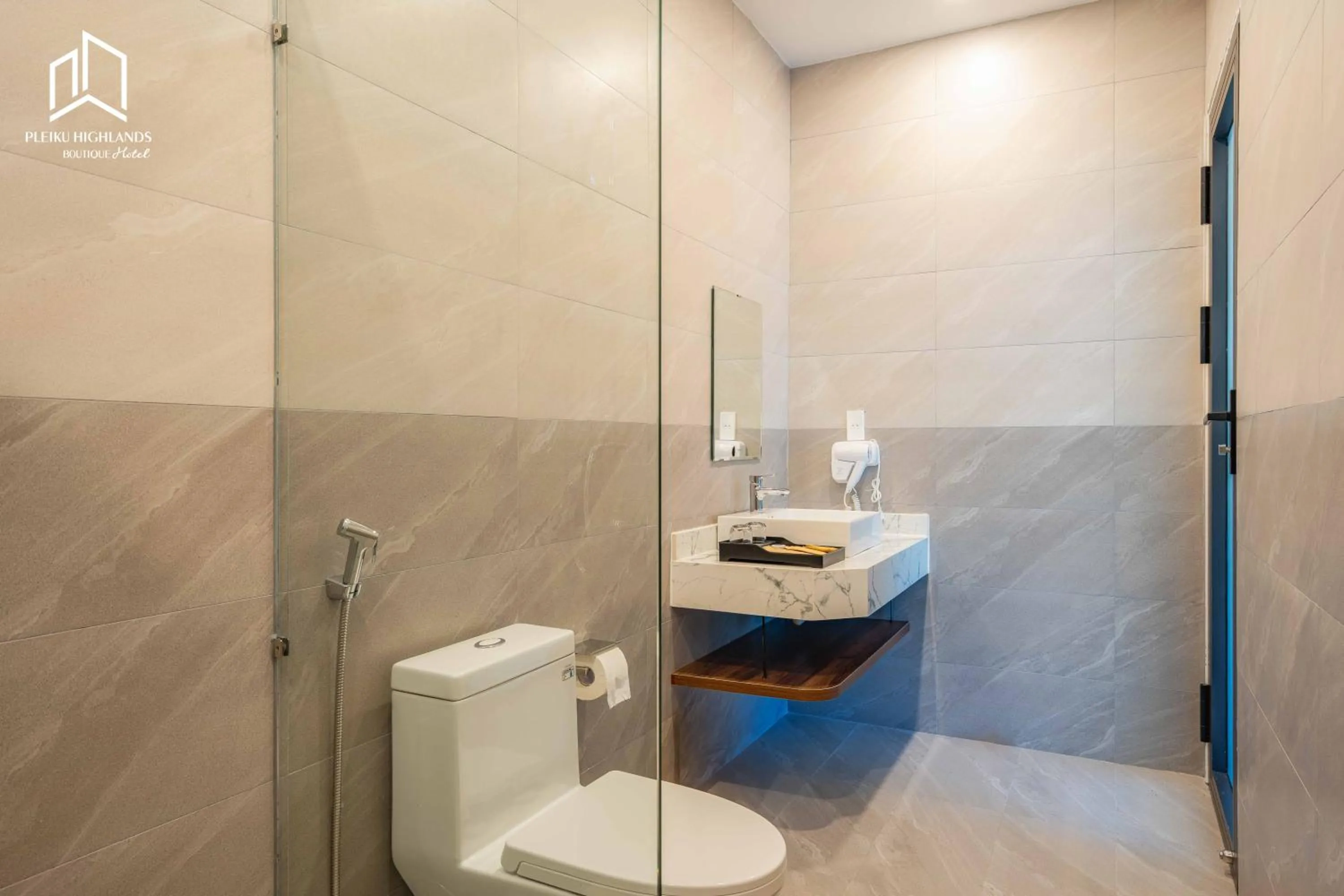 Bathroom in PLEIKU HIGHLANDS BOUTIQUE HOTEL