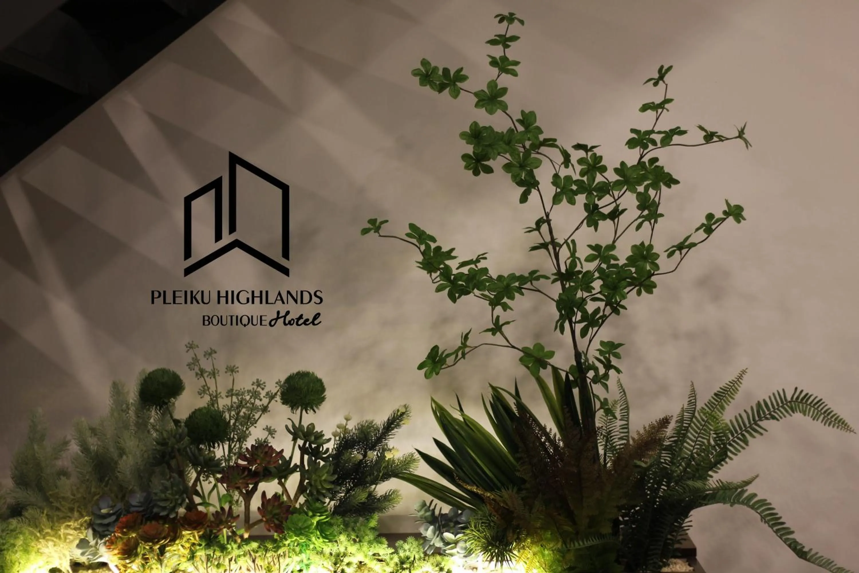 Communal lounge/ TV room in PLEIKU HIGHLANDS BOUTIQUE HOTEL