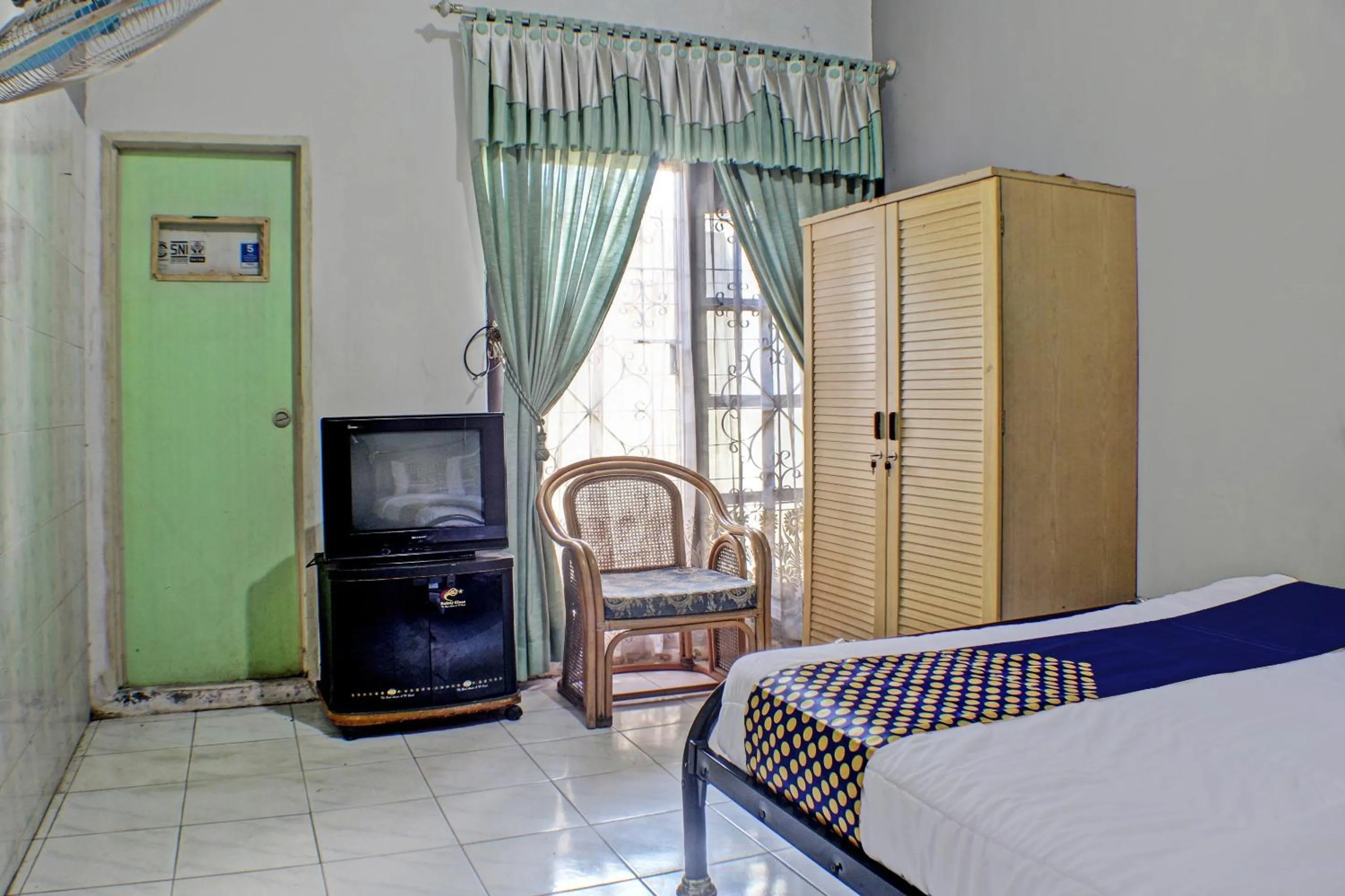 Bedroom, Bed in Hotel O Badar Guest House Syariah