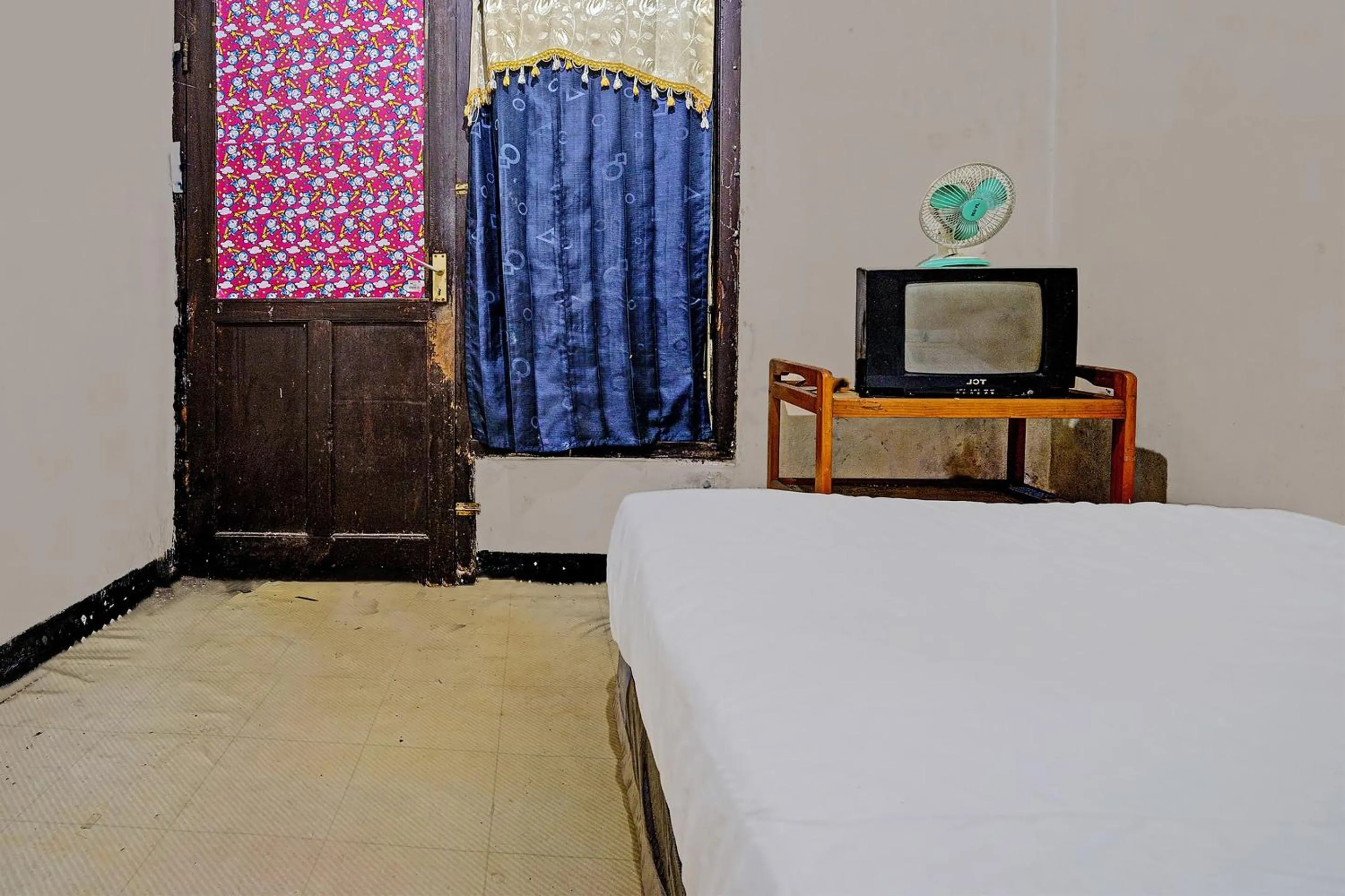 Bedroom, Bed in OYO Life 92709 Kost Teras Cikapundung Syariah