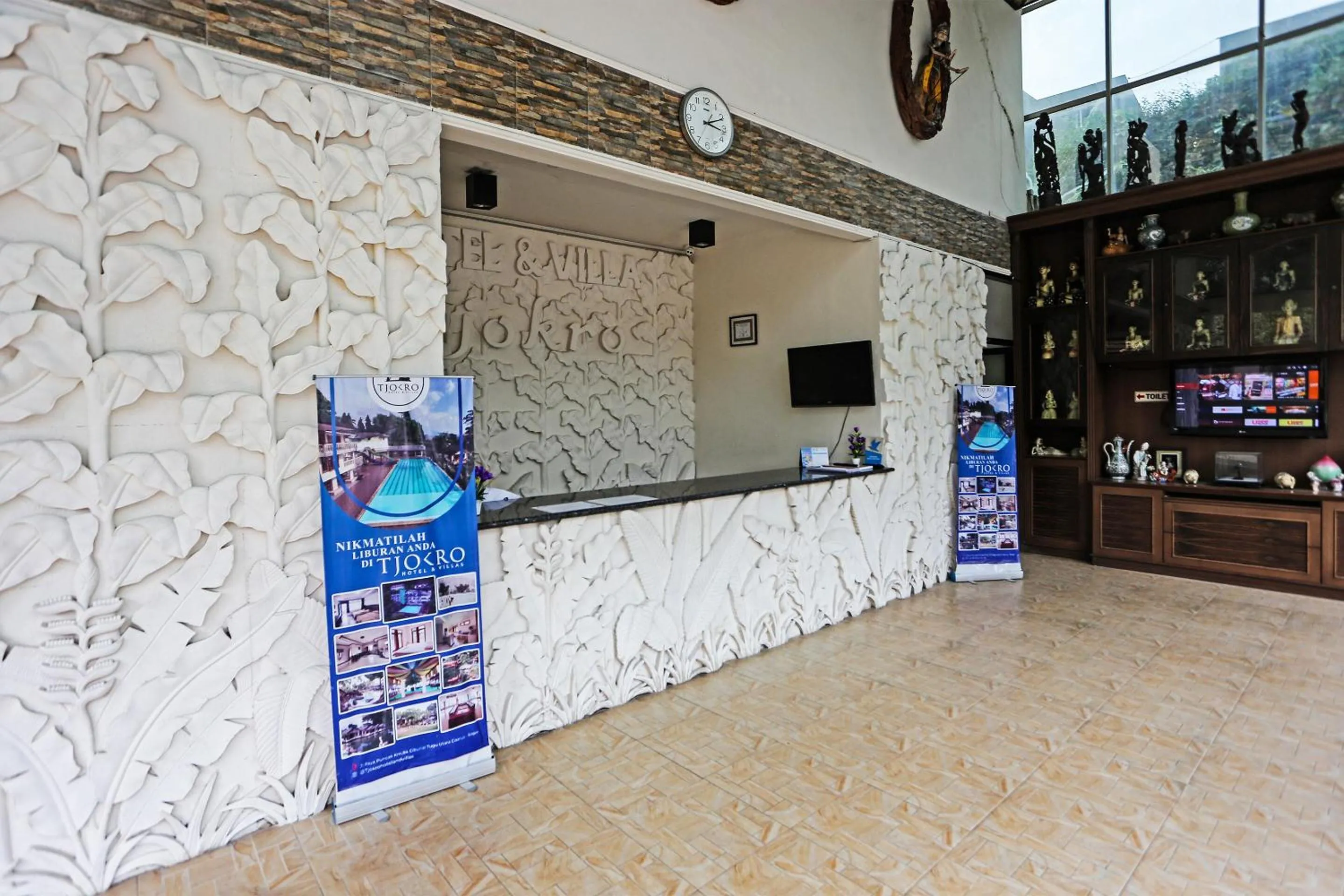 Lobby or reception in Hotel O Tjokro 3