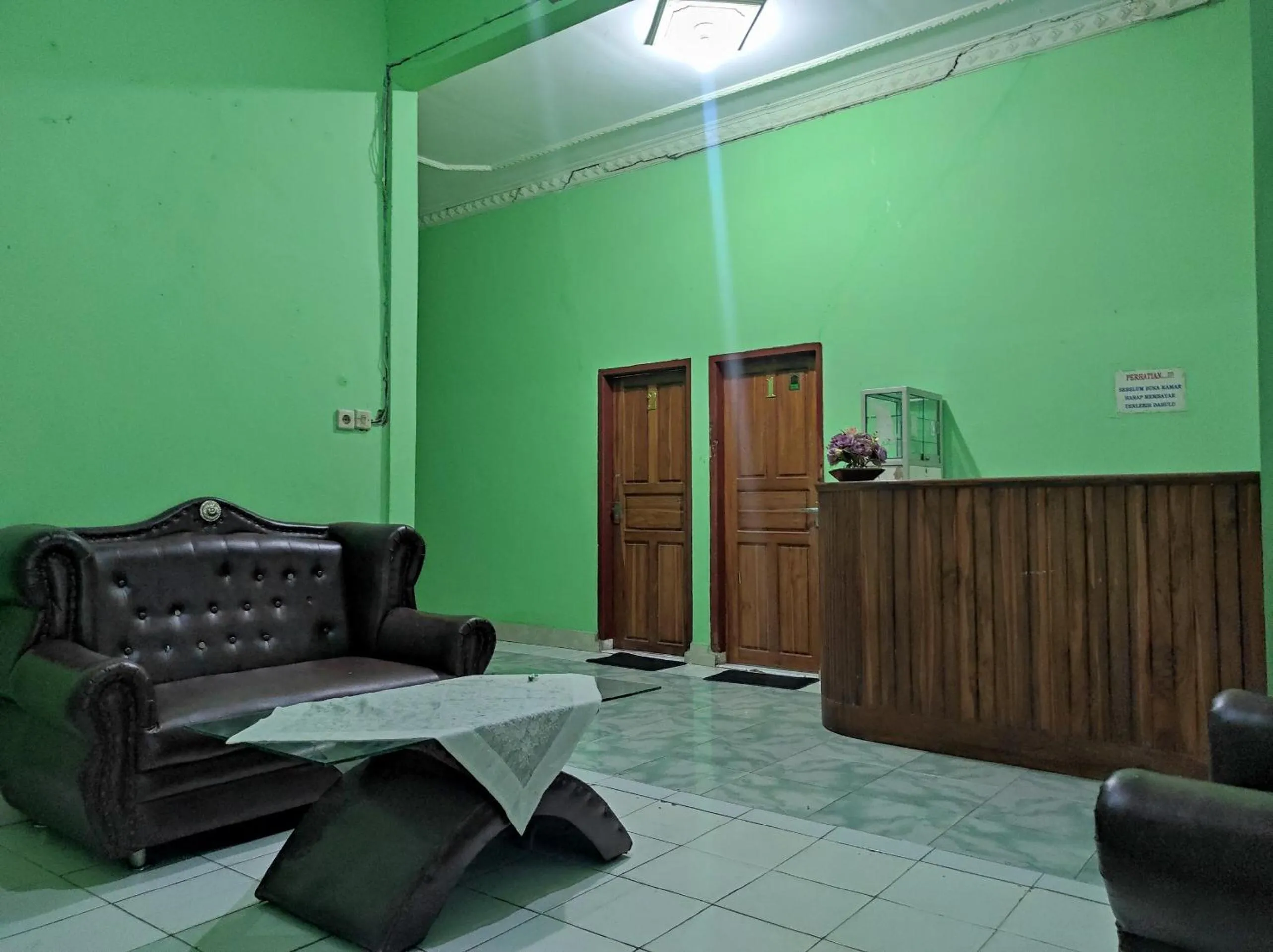 Lobby or reception in Hotel O Penginapan Syariah Al Syifa