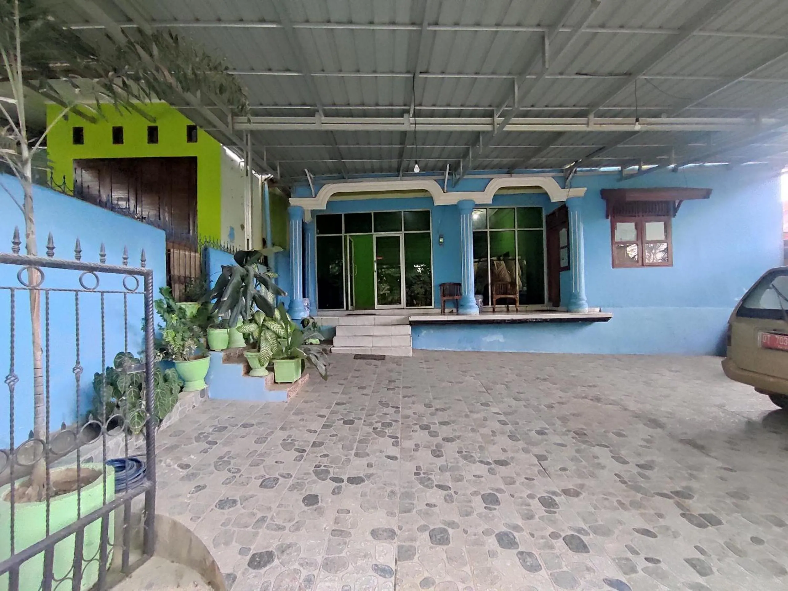 On site in Hotel O Penginapan Syariah Al Syifa