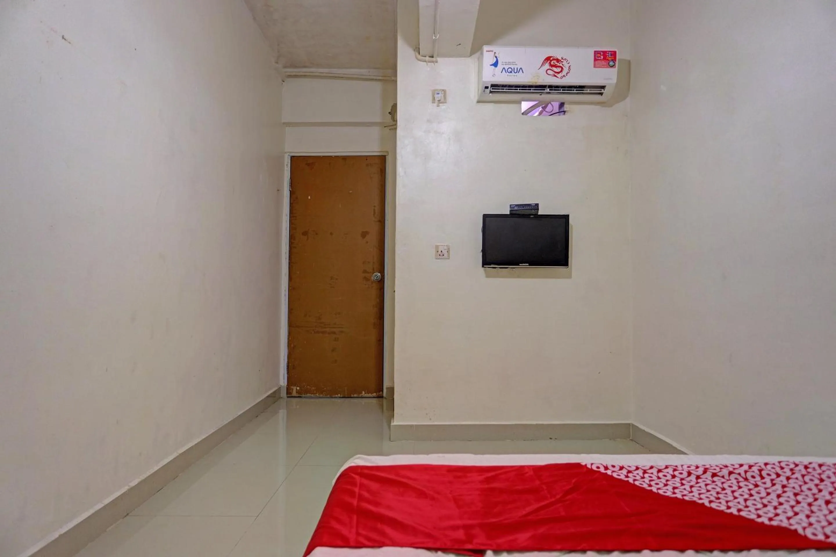 Bedroom, Bed in Hotel O Octav Homestay