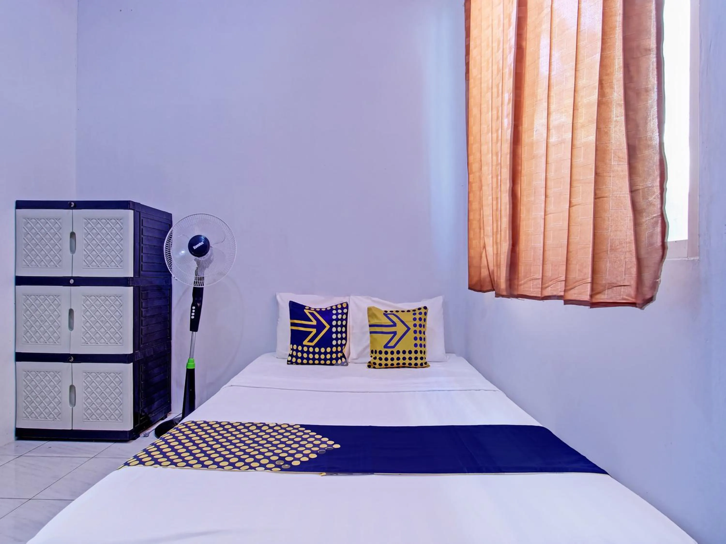 Bedroom, Bed in Hotel O Wisma Bani Pandi Syariah