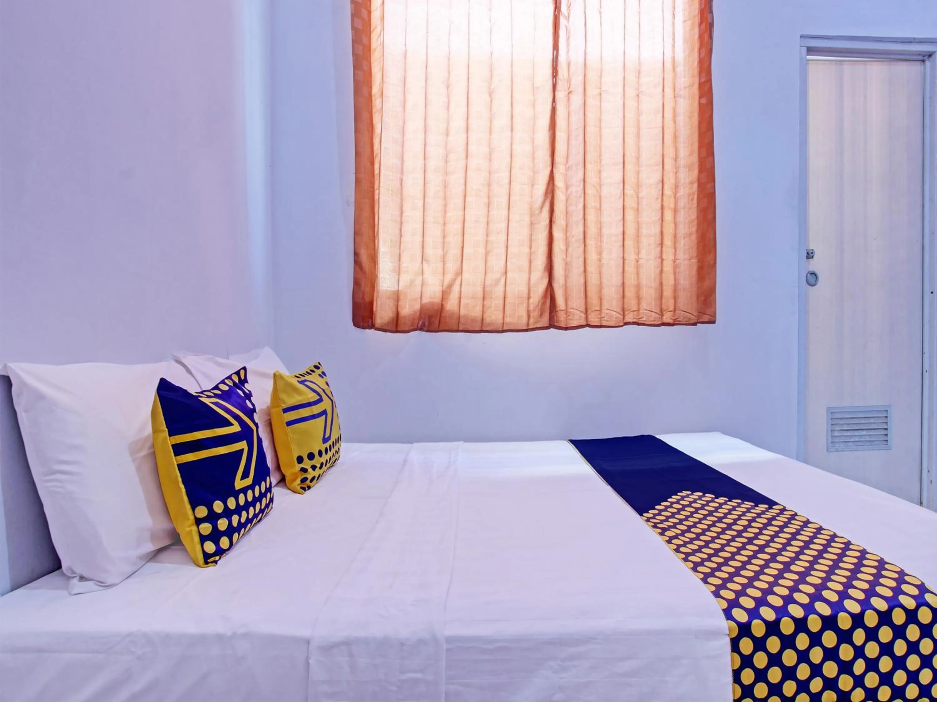 Bedroom, Bed in Hotel O Wisma Bani Pandi Syariah