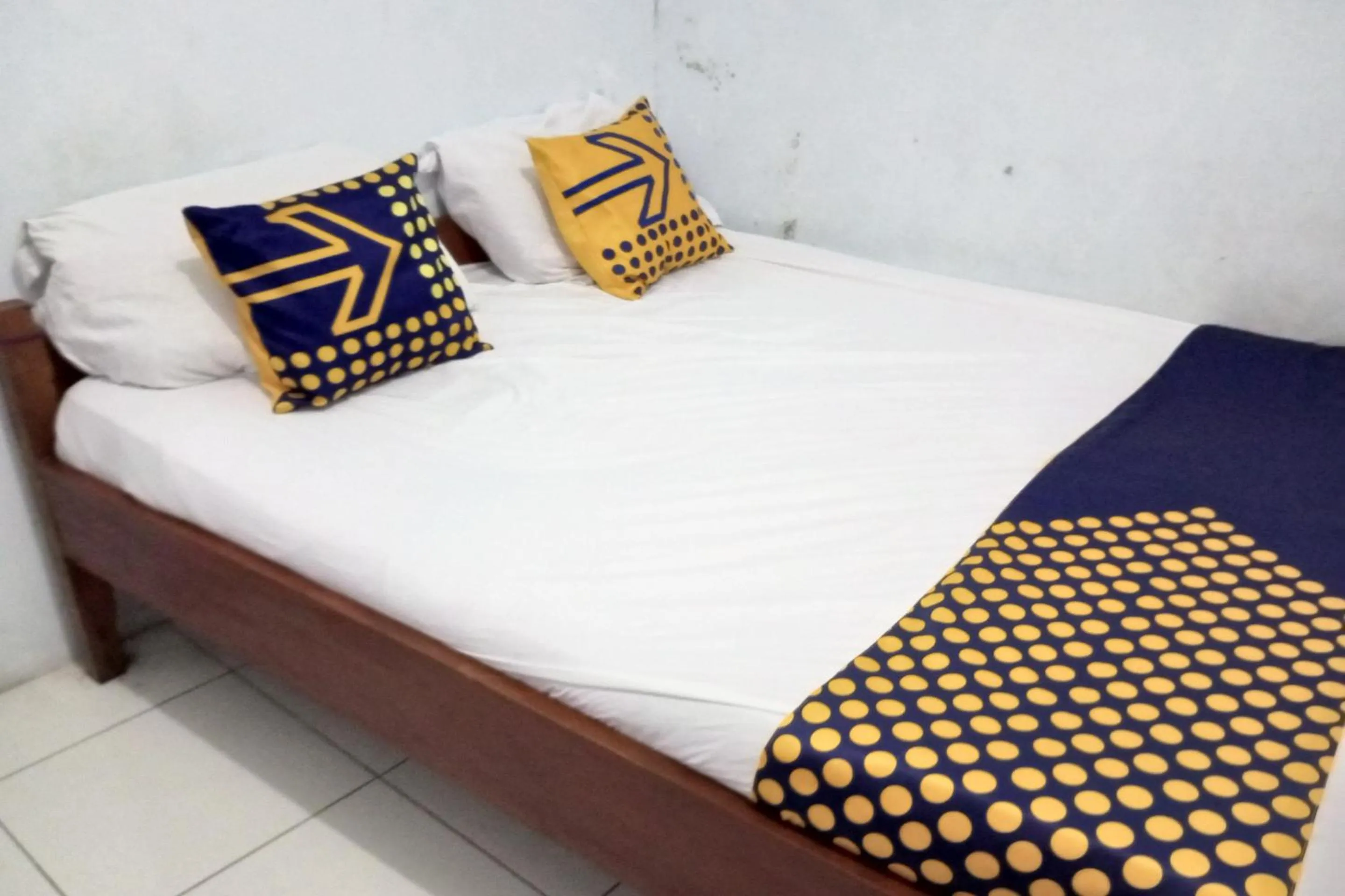 Bedroom, Bed in Hotel O Kost Elisabeth Syariah