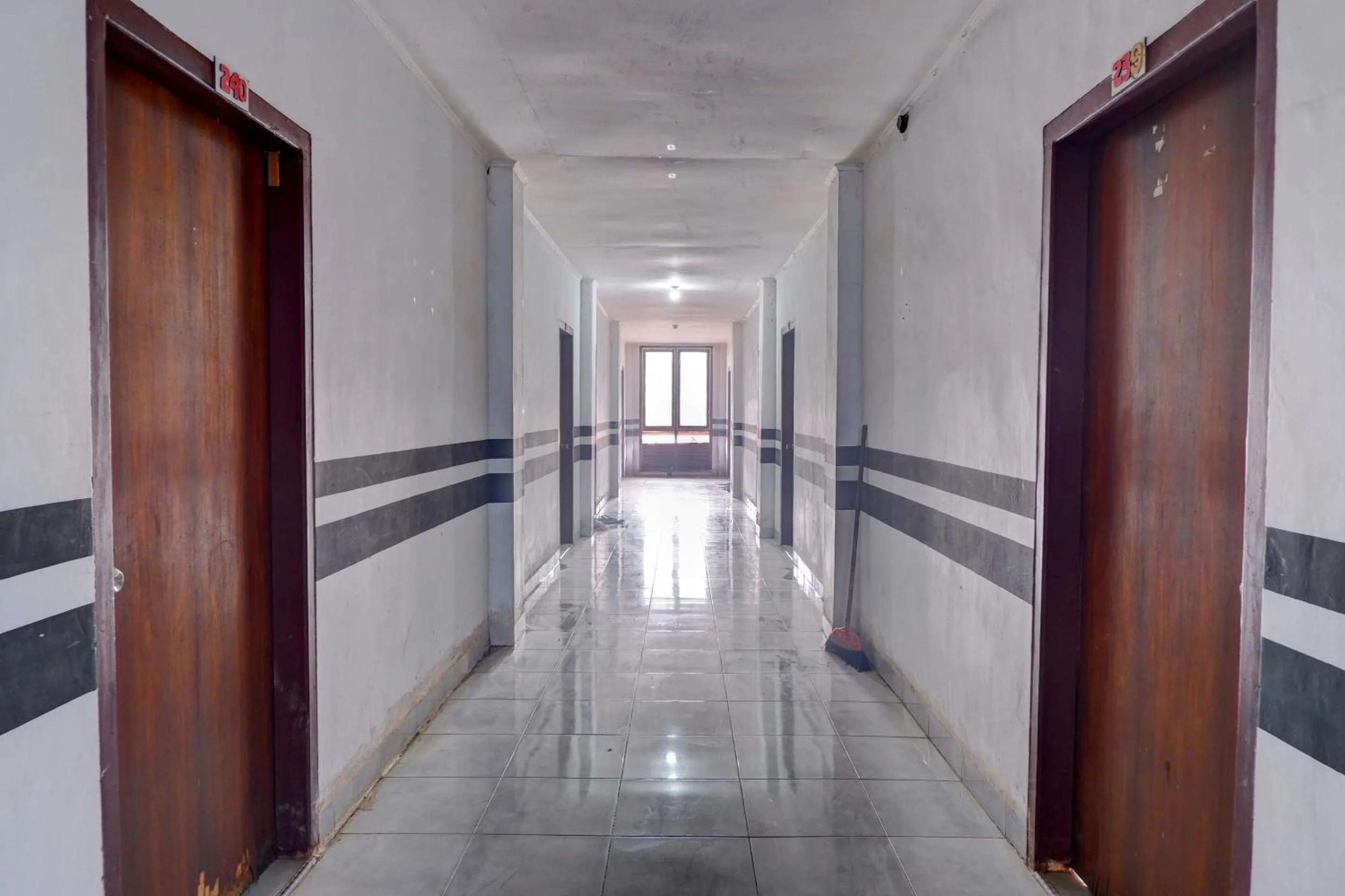 Lobby or reception in Hotel O Tepian Batang Hari