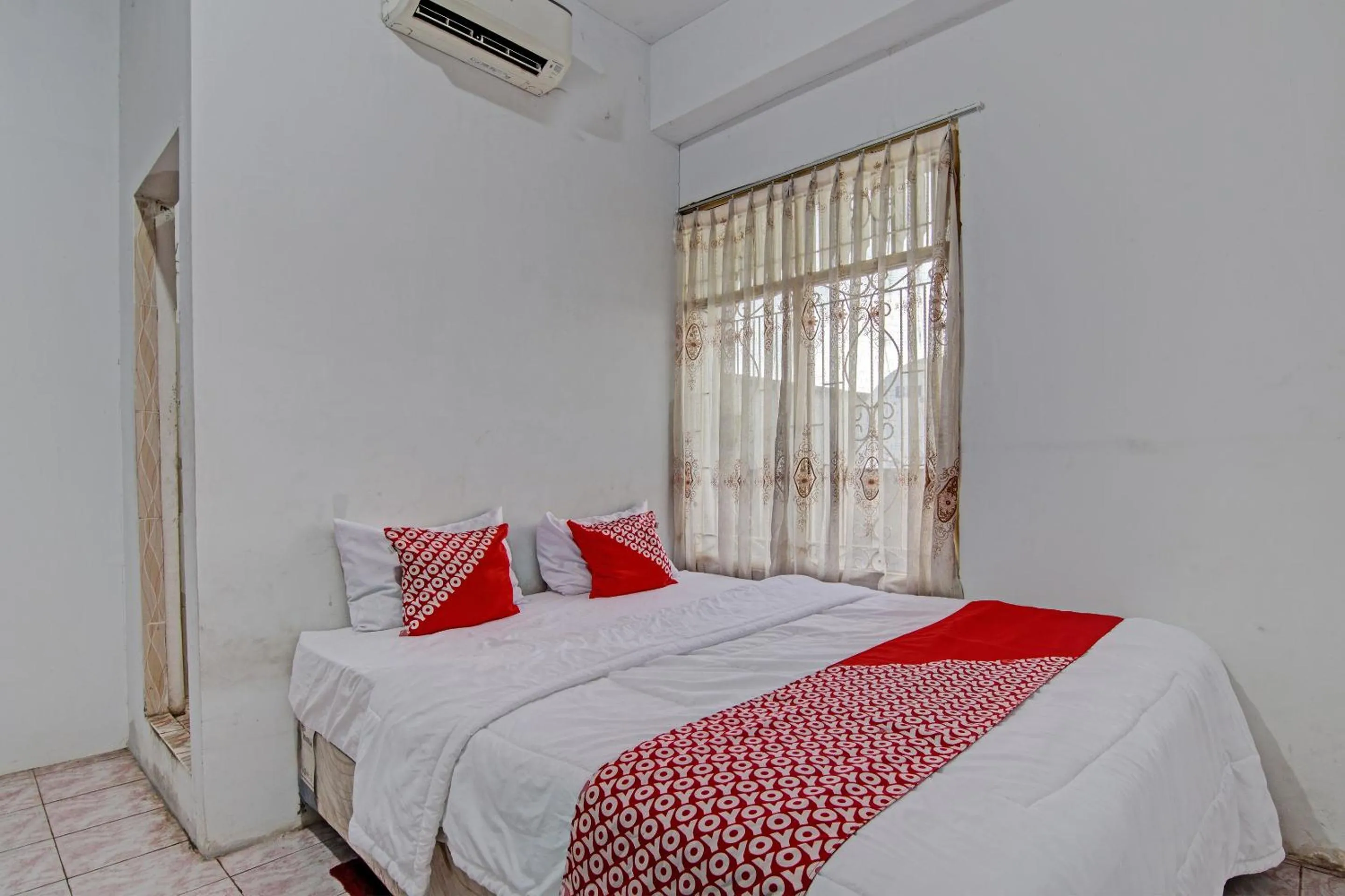 Bedroom, Bed in Hotel O Wisma 35NearTaman Wisata Polong Jopang