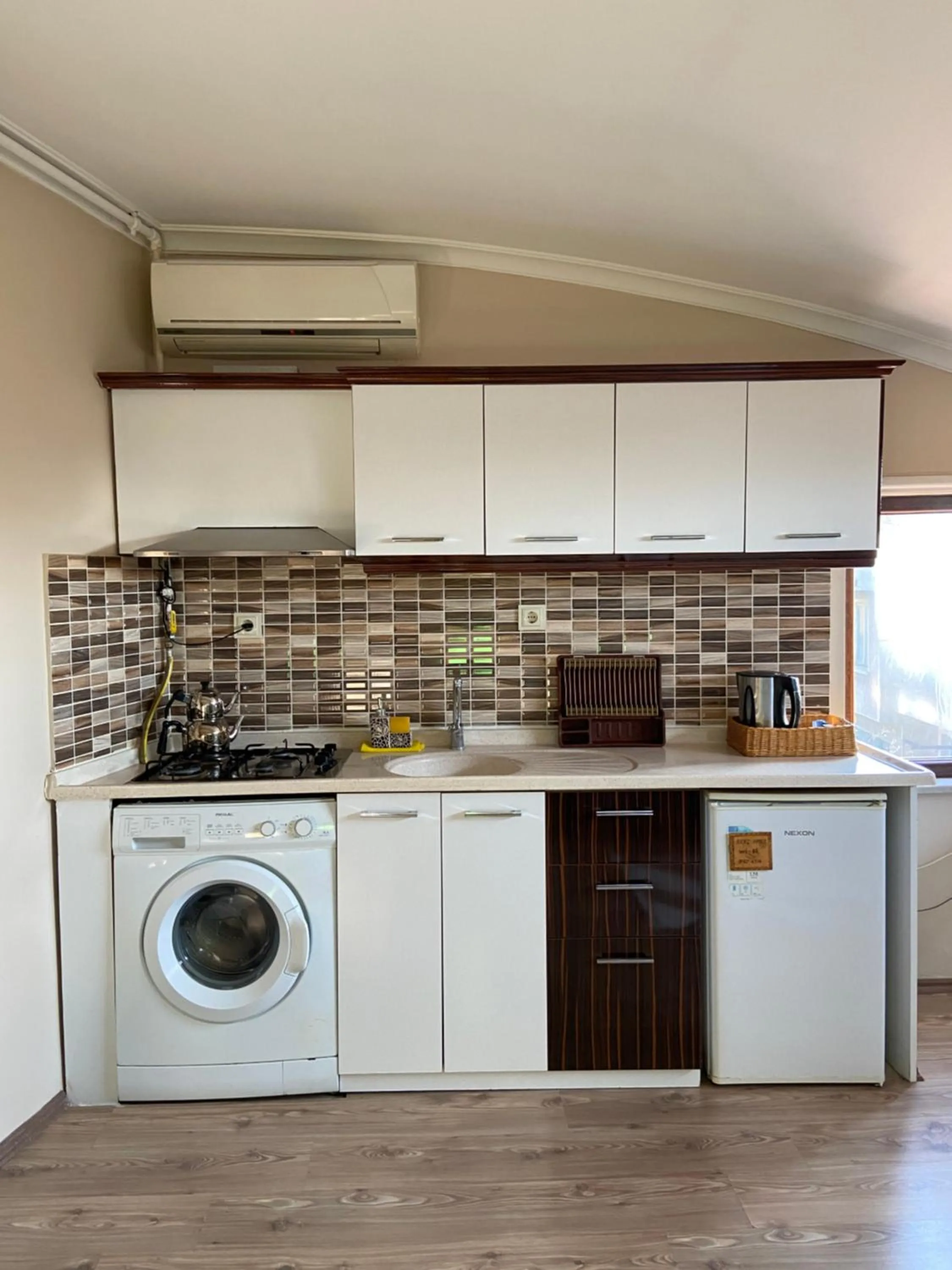 Kitchen or kitchenette in Araz Apart