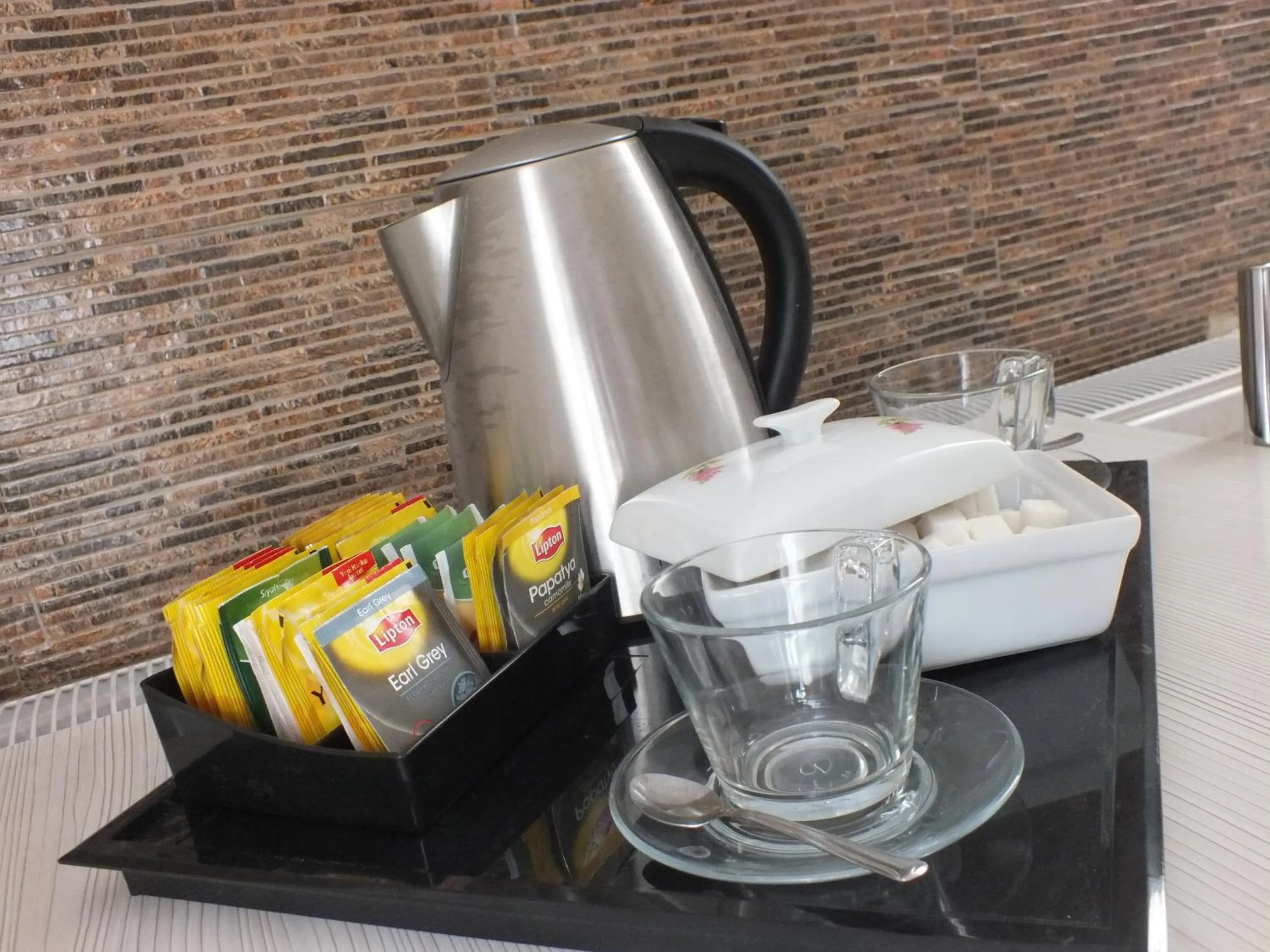 Coffee/tea facilities in Araz Apart