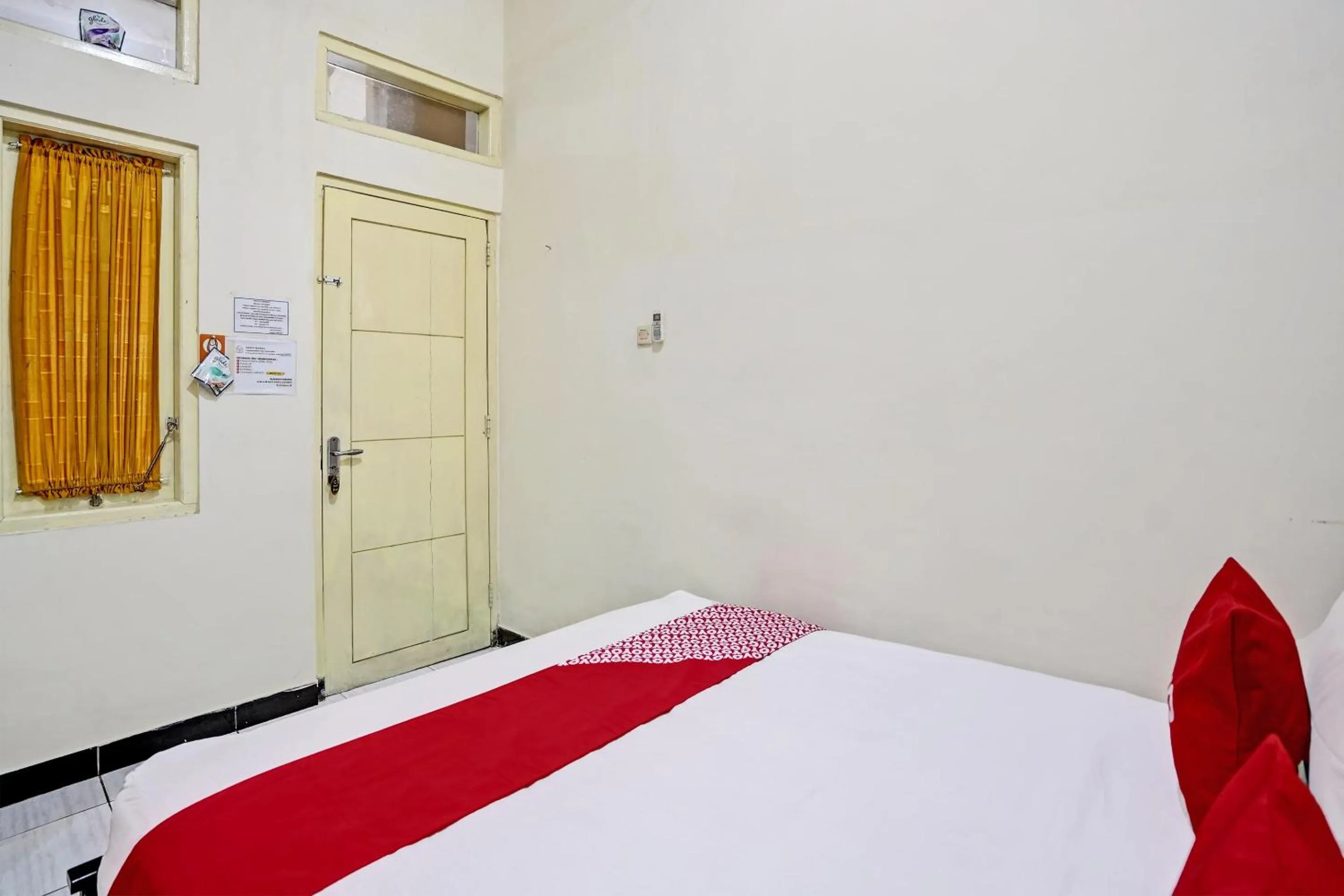 Bedroom, Bed in OYO Life 92773 Griya Trubus Syariah