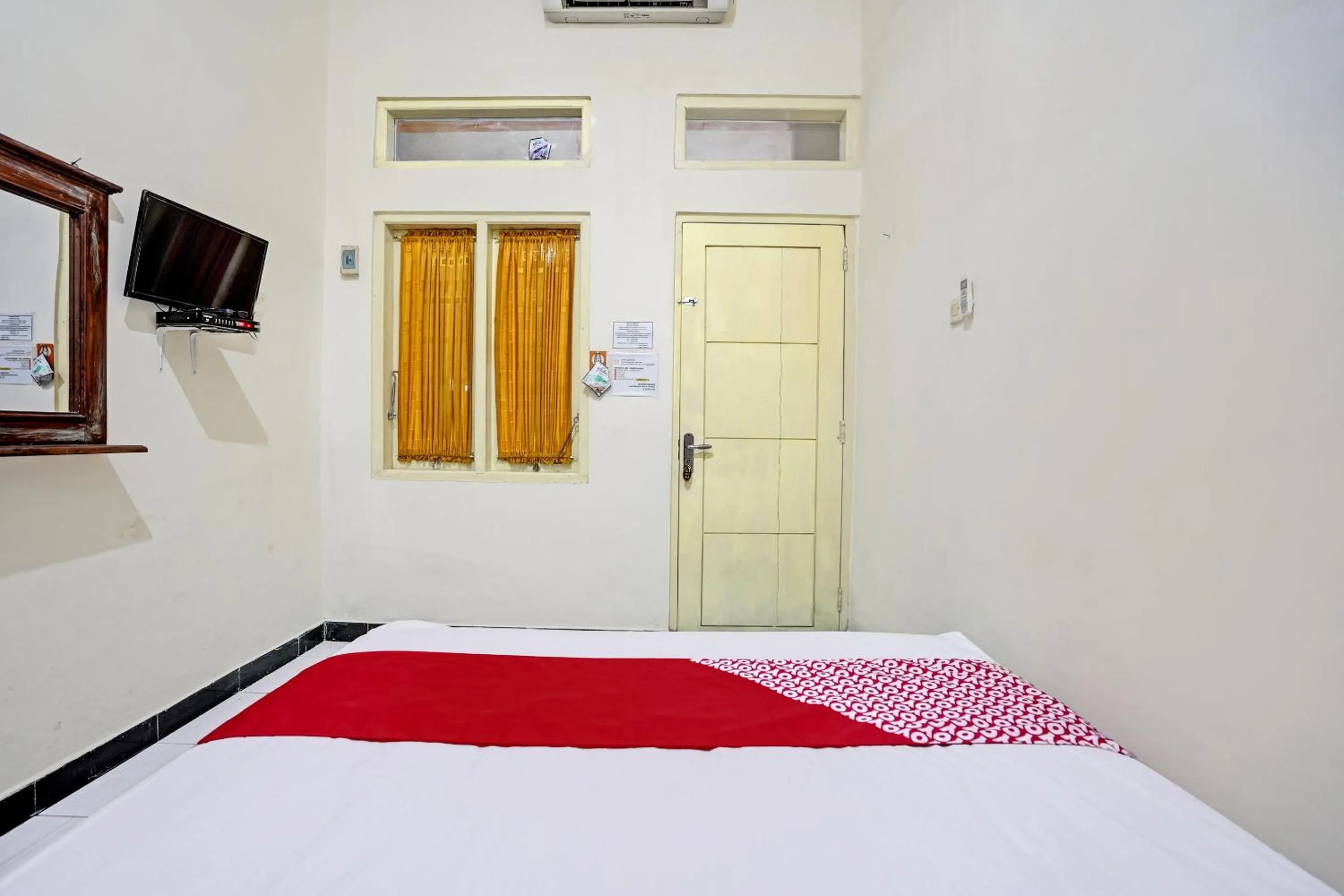 Bedroom, Bed in OYO Life 92773 Griya Trubus Syariah
