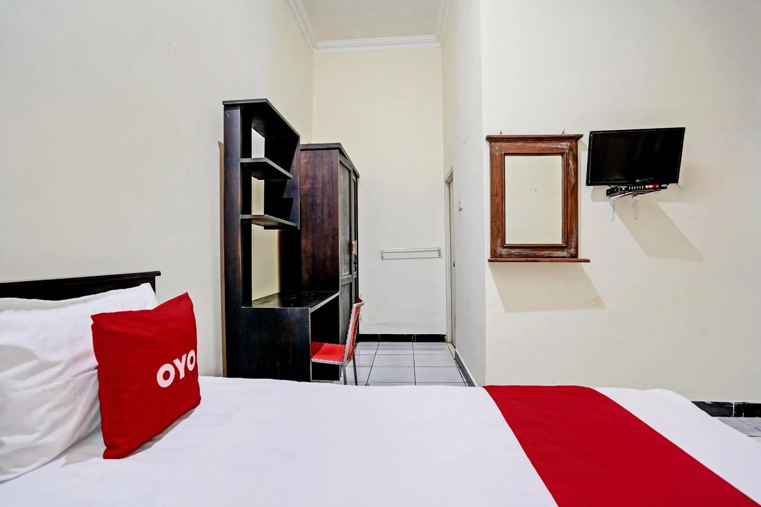 Bedroom, Bed in OYO Life 92773 Griya Trubus Syariah