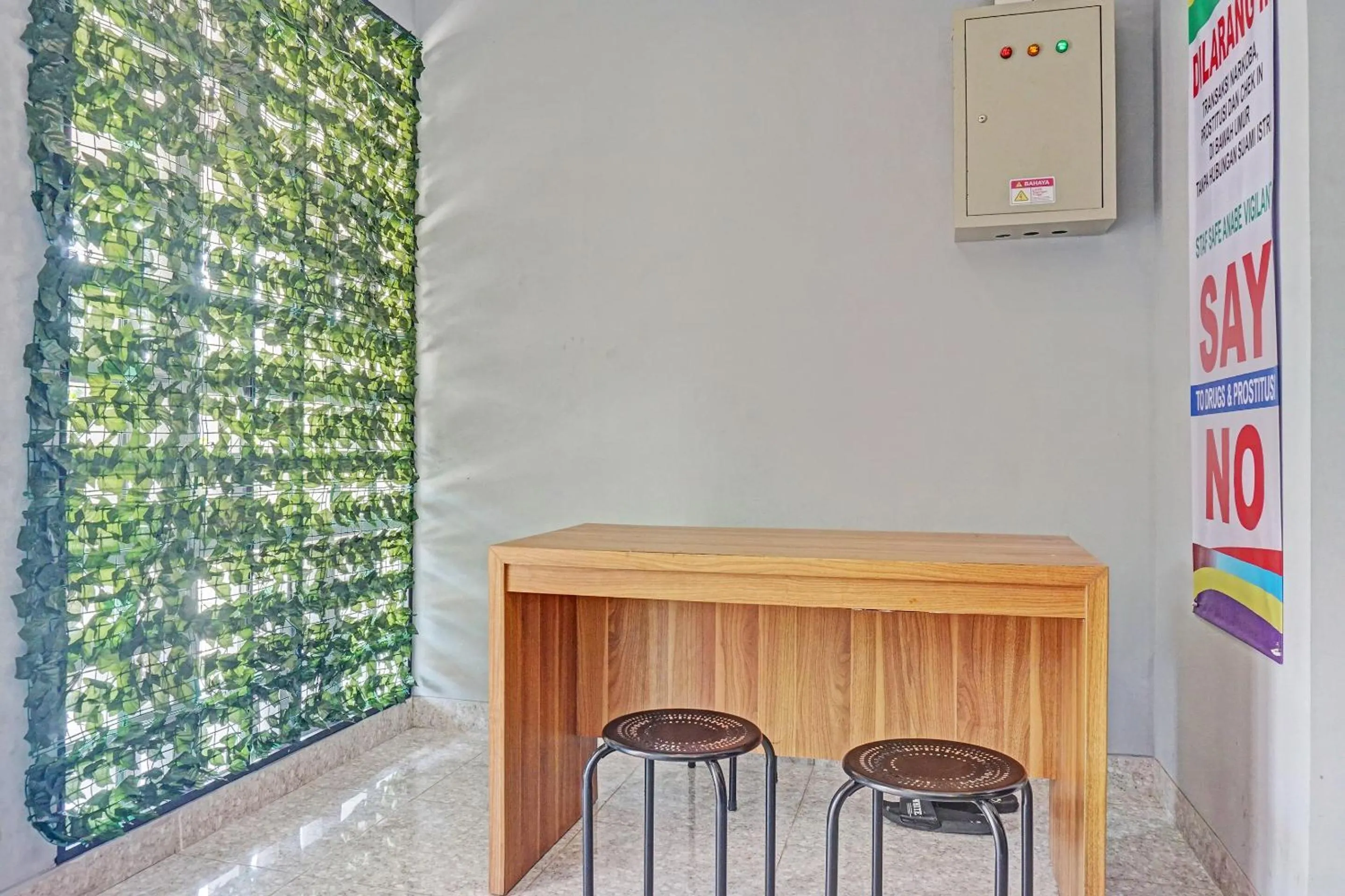 Lobby or reception in Capital O 92765 J&b Smart Sentul