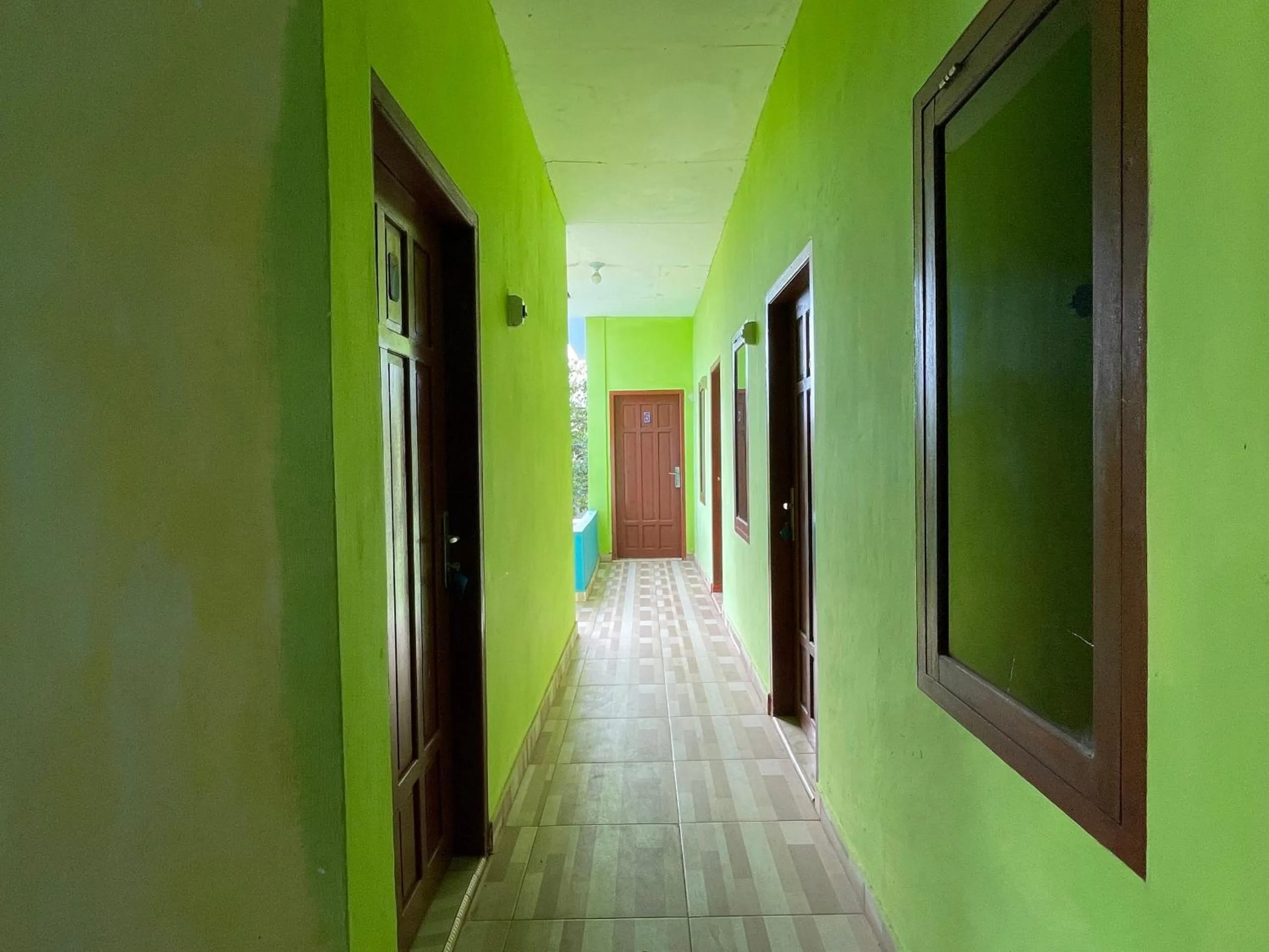 Lobby or reception in Hotel O Penginapan Asoka Indah Near PT. PLN (persero) Gardu Induk Barru