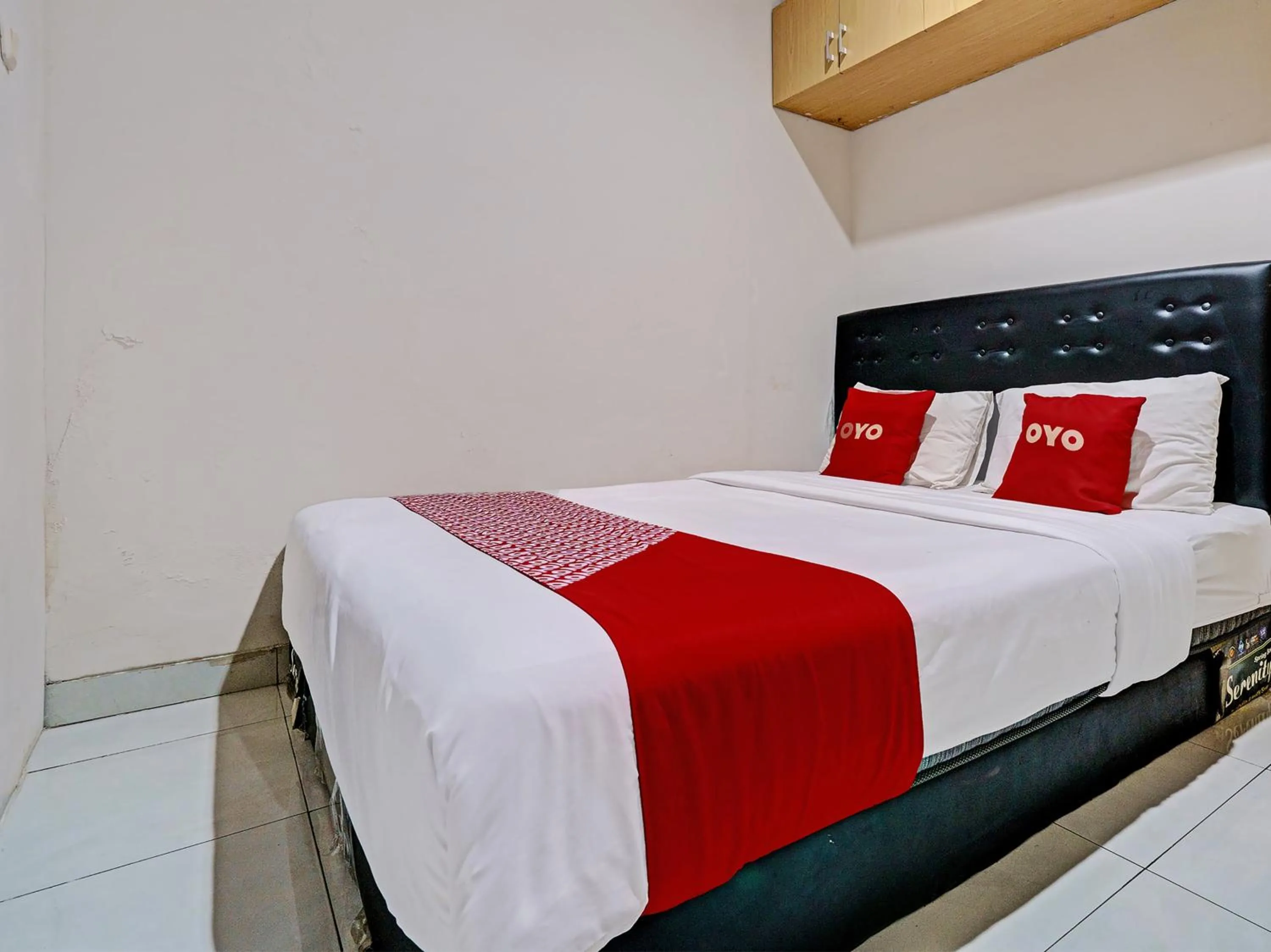 Bedroom in Hotel O Losmen Diah Syariah