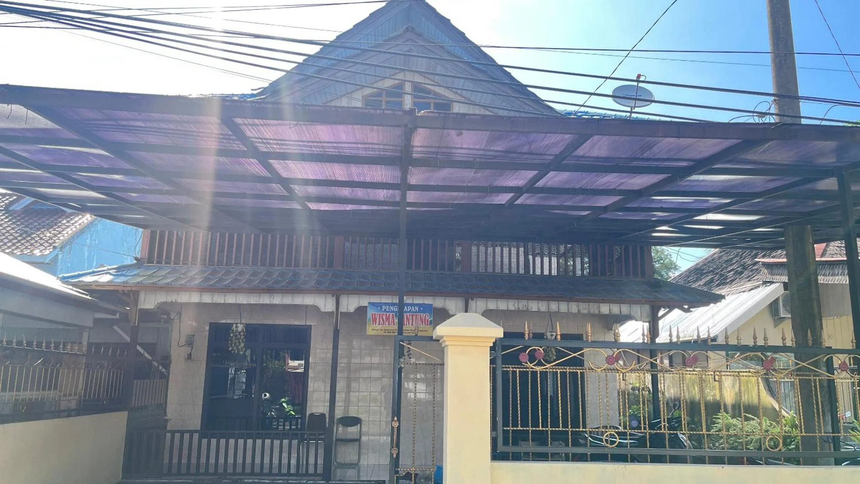 Facade/entrance in Hotel O Losmen Griya Mulia Katingan Kuala