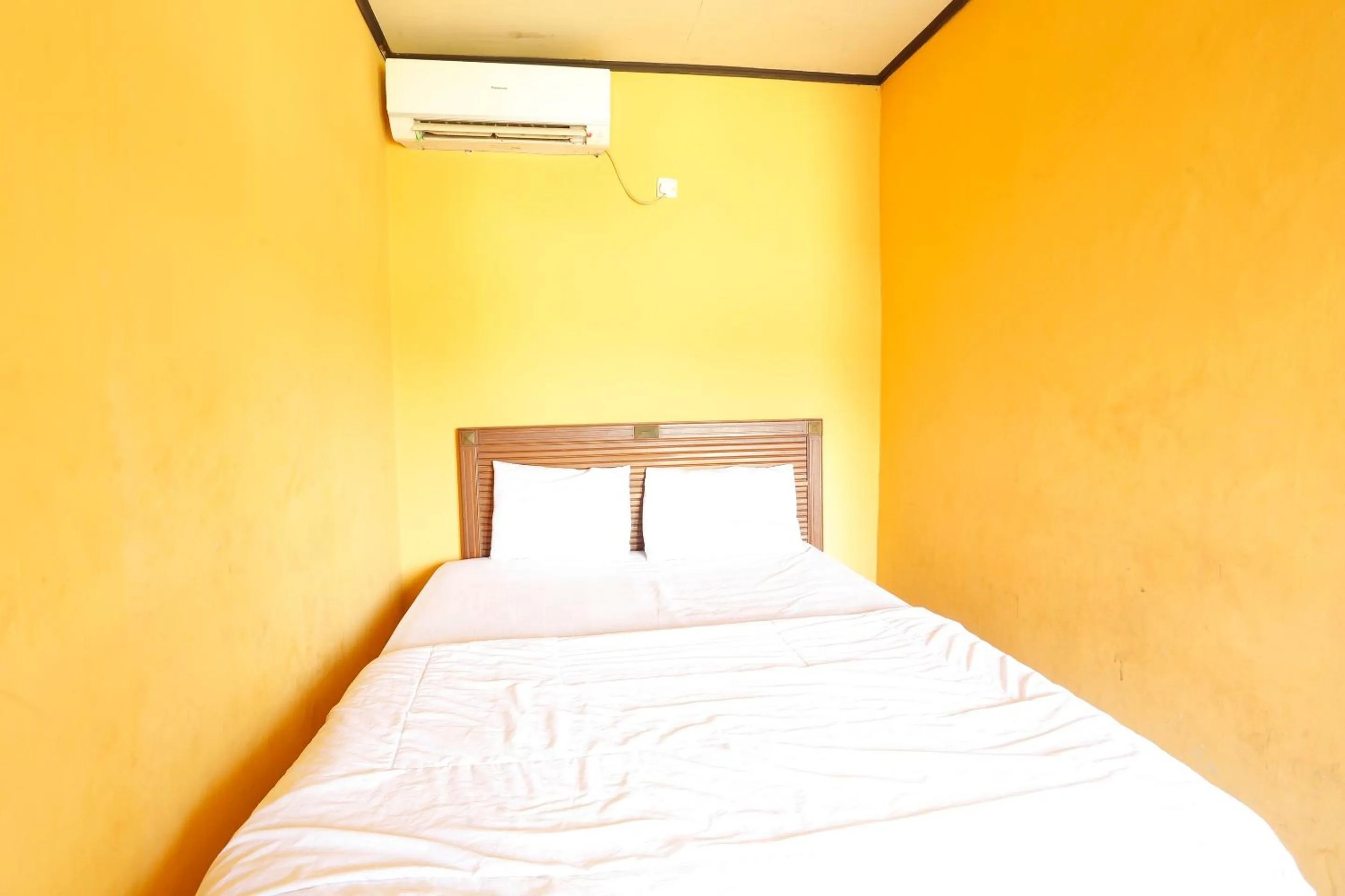 Bedroom in Hotel O Rumah Kost Kita Tarakan
