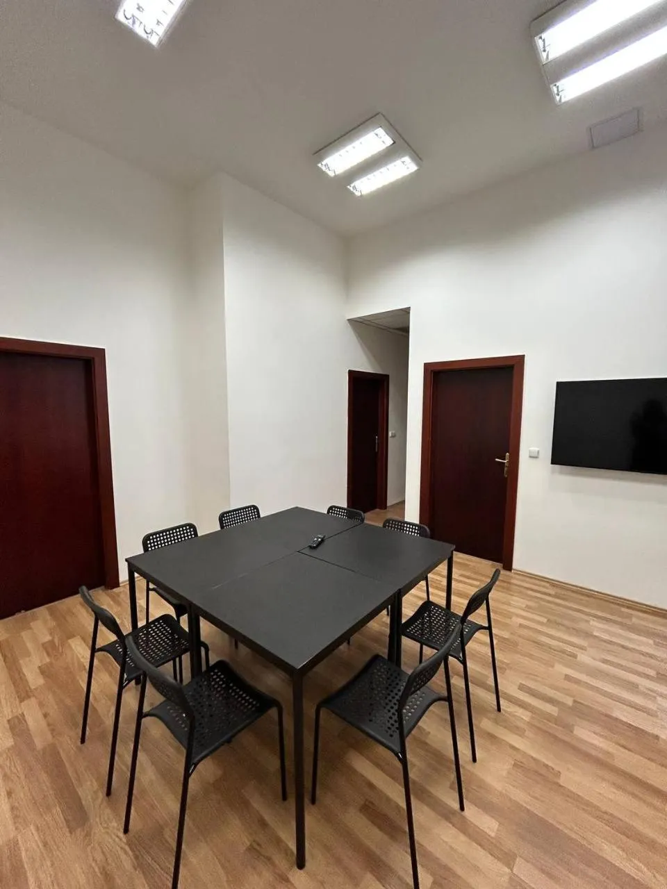 Communal lounge/ TV room in Powder Tower Suites