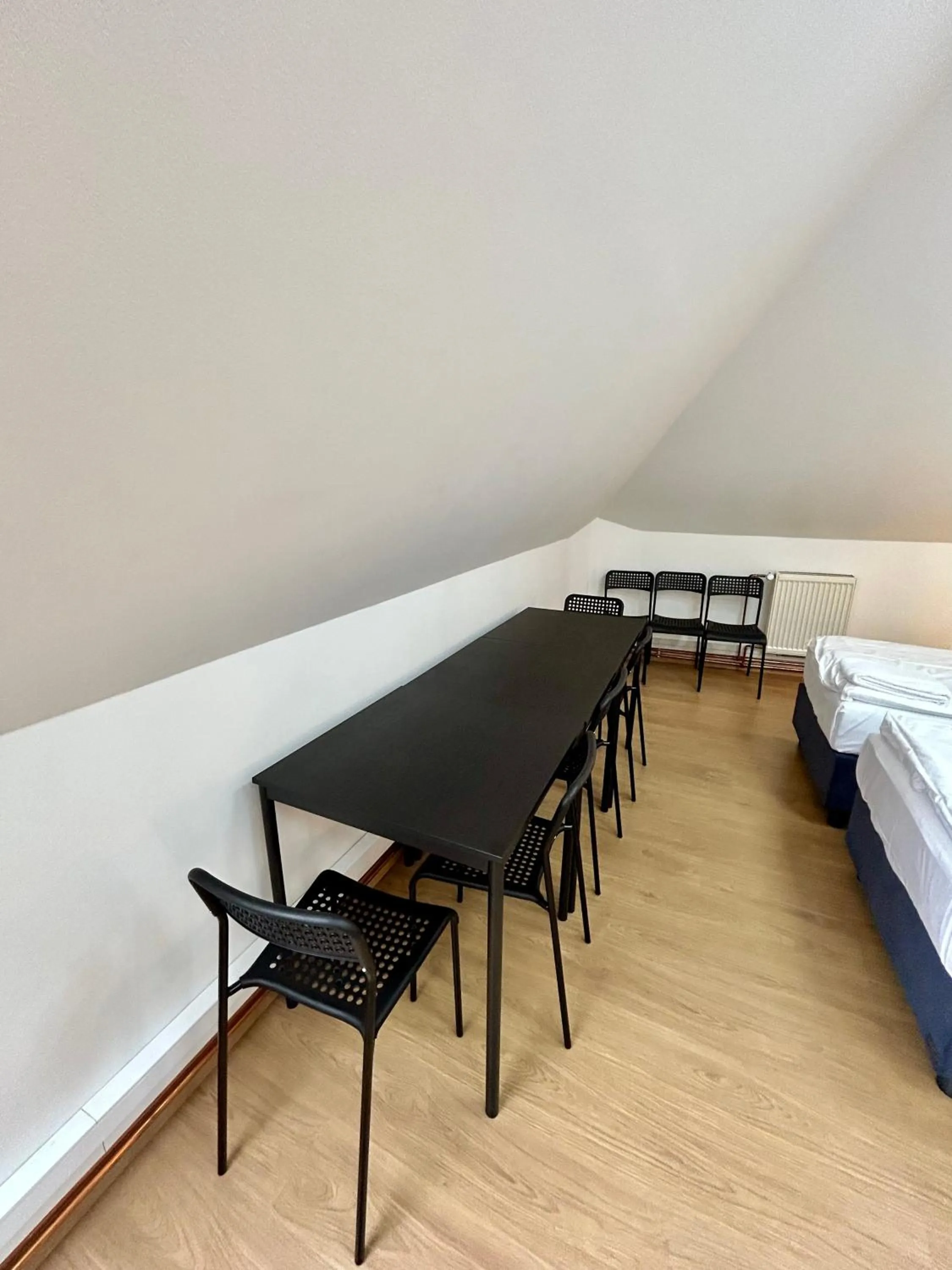 Living room, Bed in Powder Tower Suites