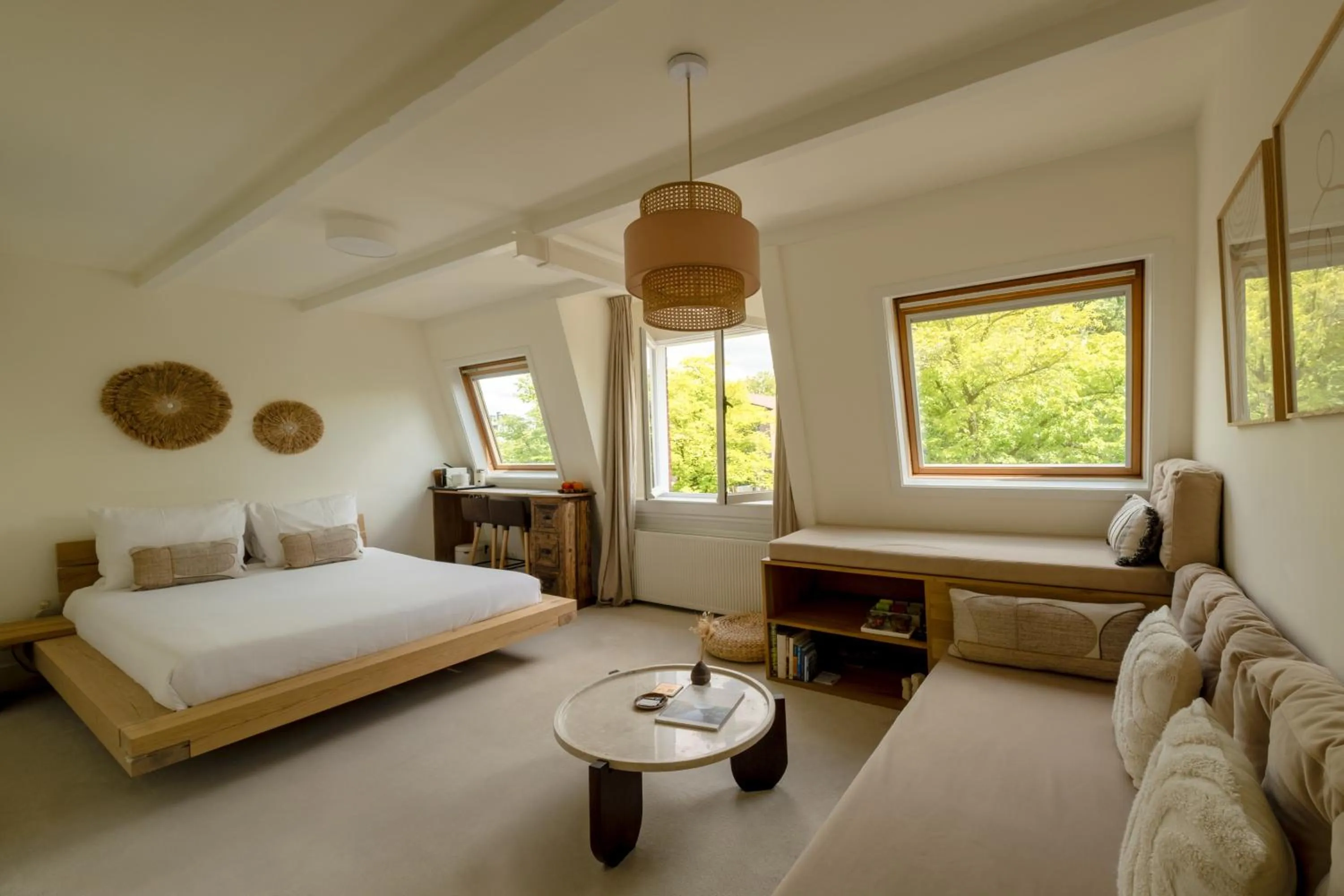 Living room, Bed in Canal View Stay Amsterdam