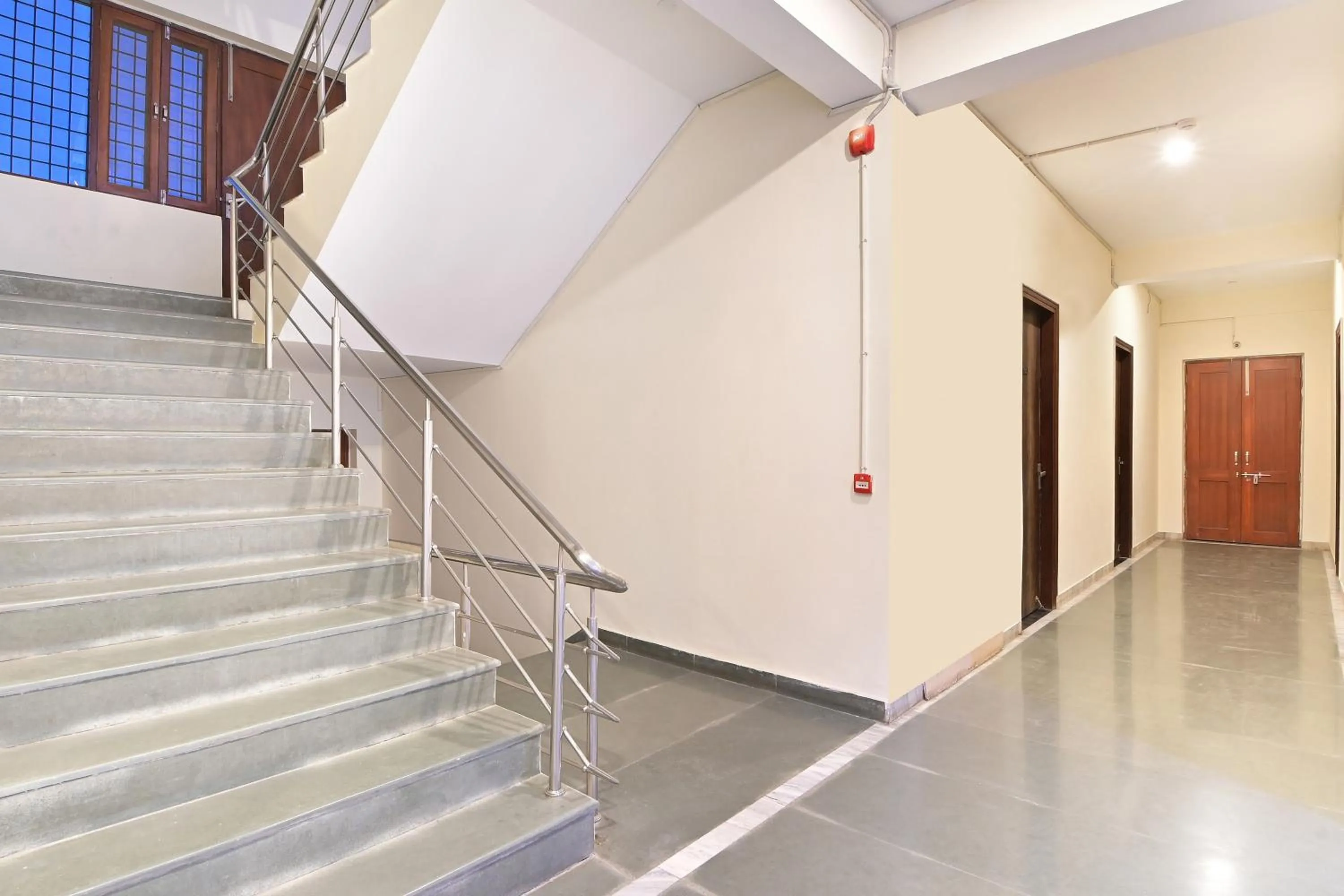 Hotel The York - Couple-unfriendly hotel