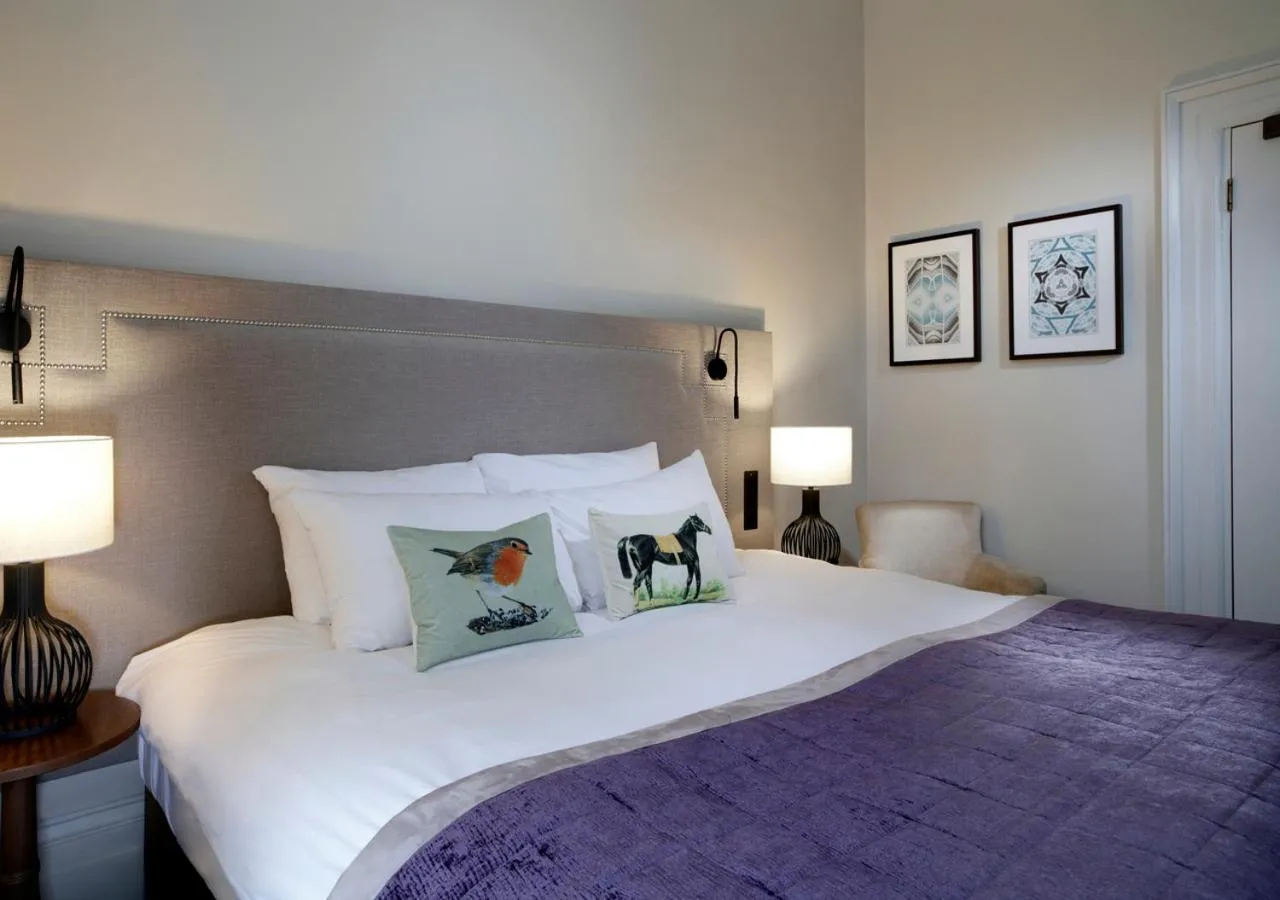 Bed in Queens Hotel Cheltenham