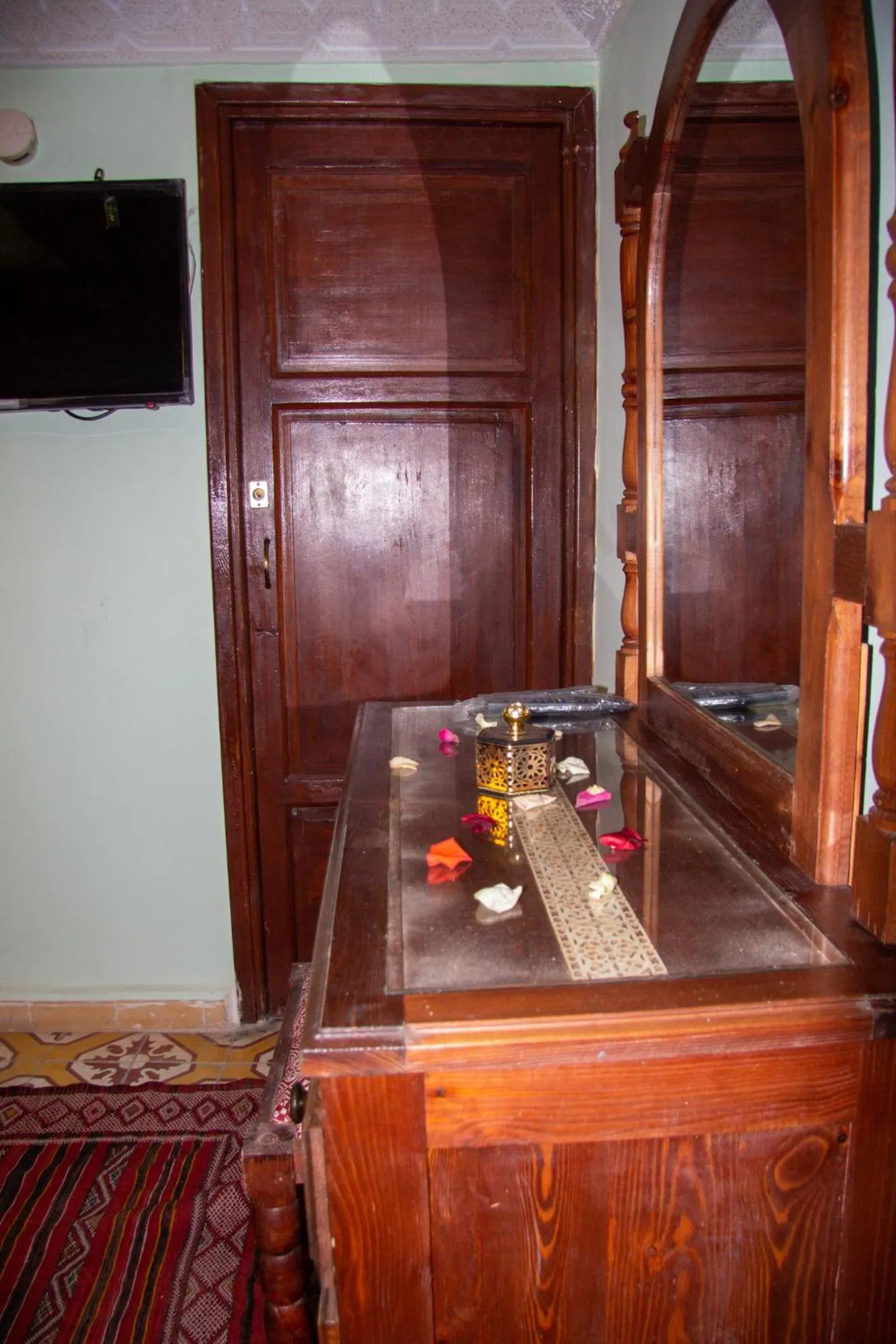 TV and multimedia in Riad Baba