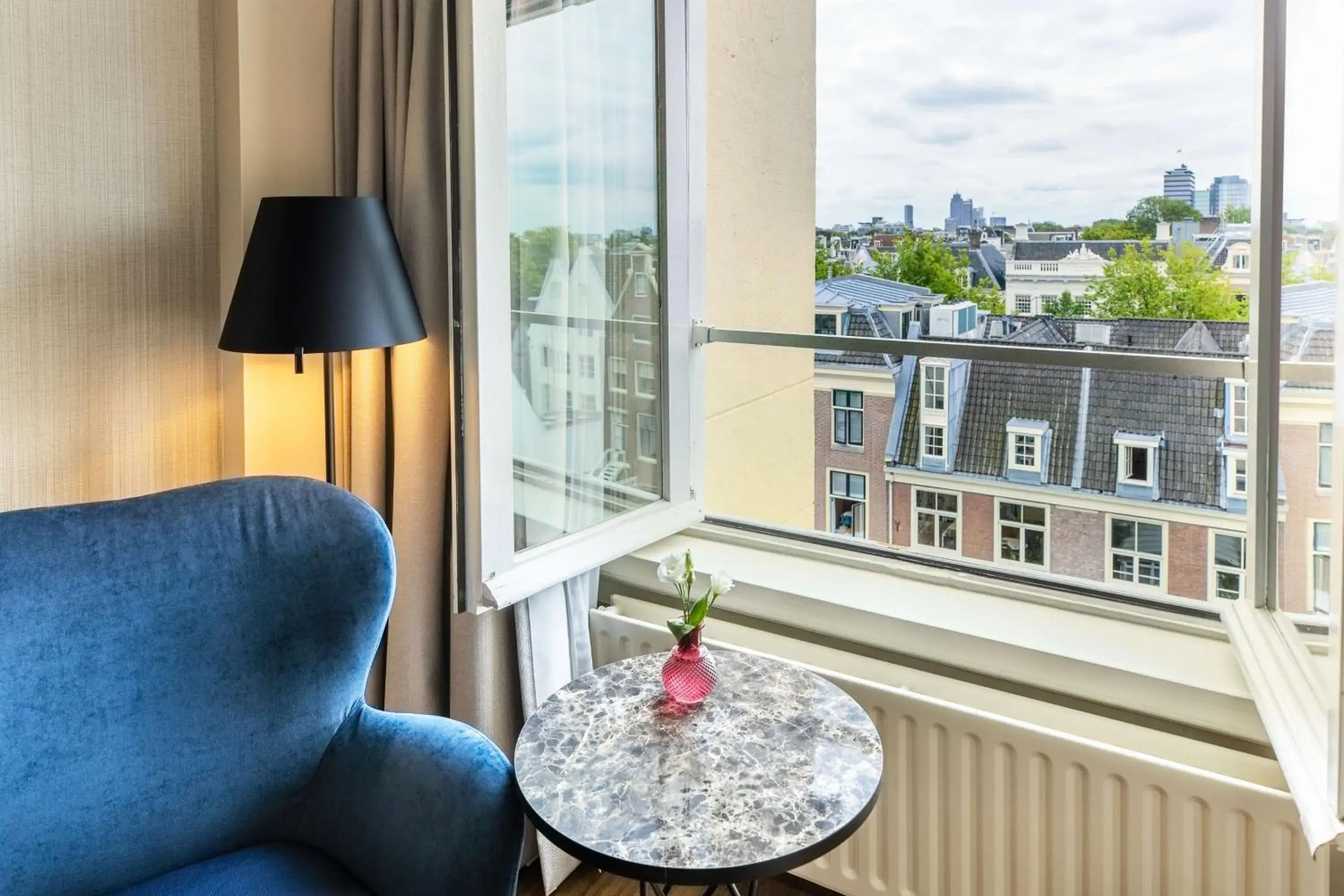 Superior Triple Room in NH Amsterdam Schiller Superior Triple Room in NH Amsterdam Schiller